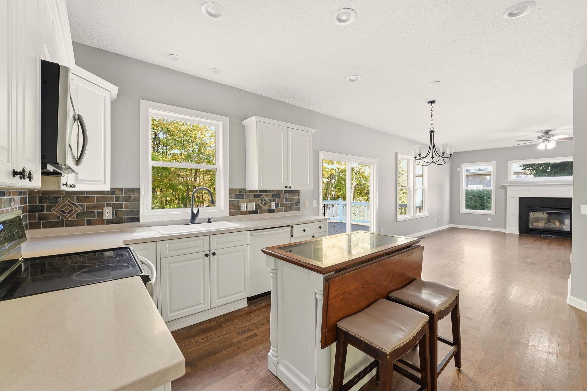 2715 Tucker Trail Property Photo 5