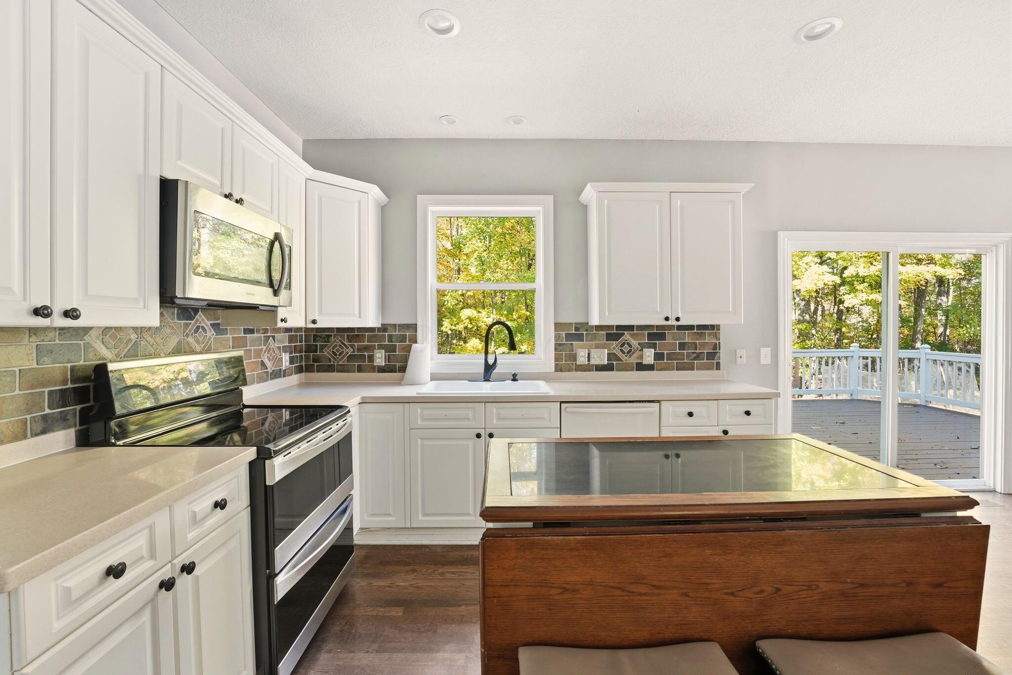 2715 Tucker Trail Property Photo 10