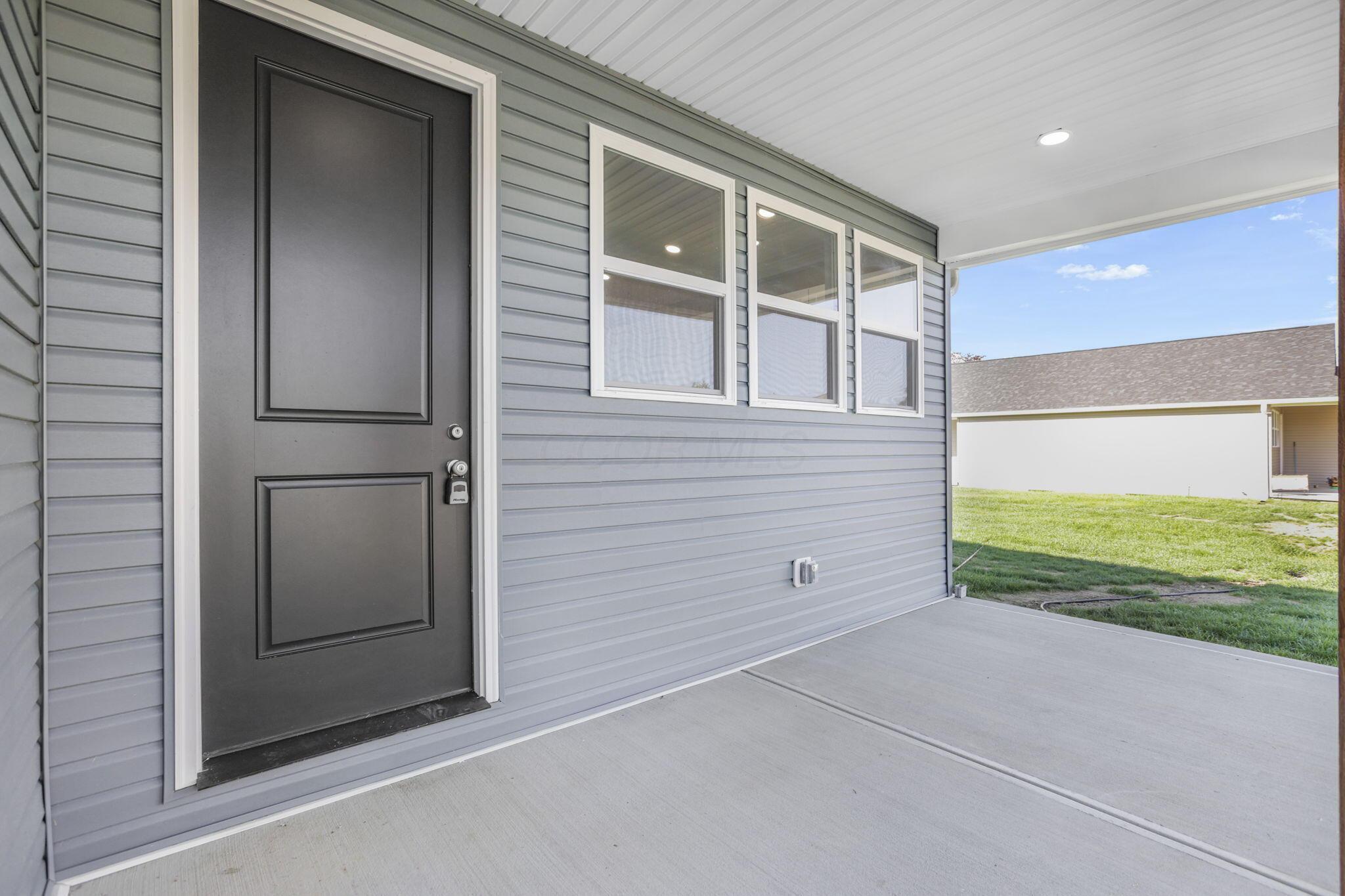 1597 Metcalfe Avenue Property Photo 4