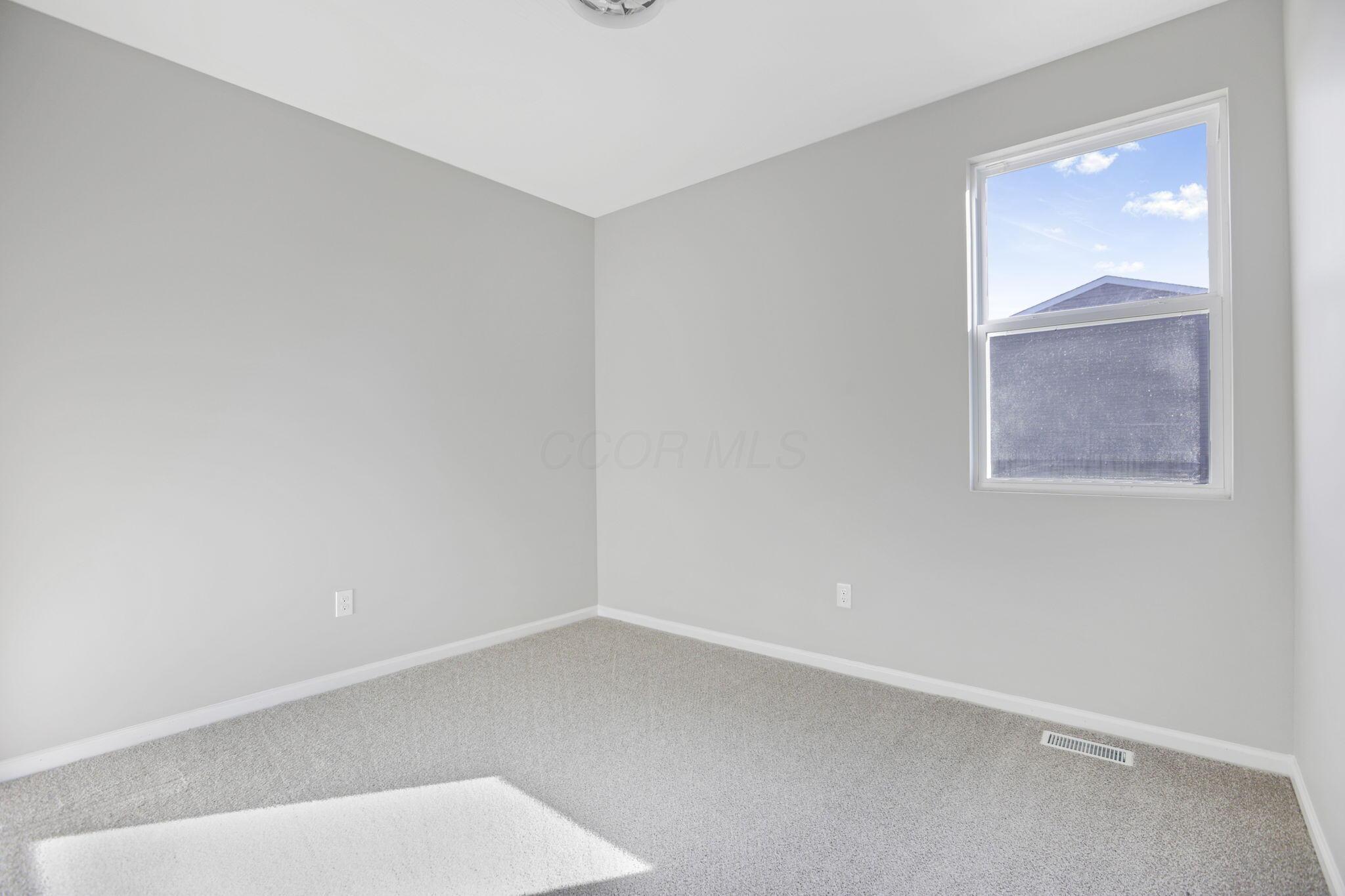 1597 Metcalfe Avenue Property Photo 23