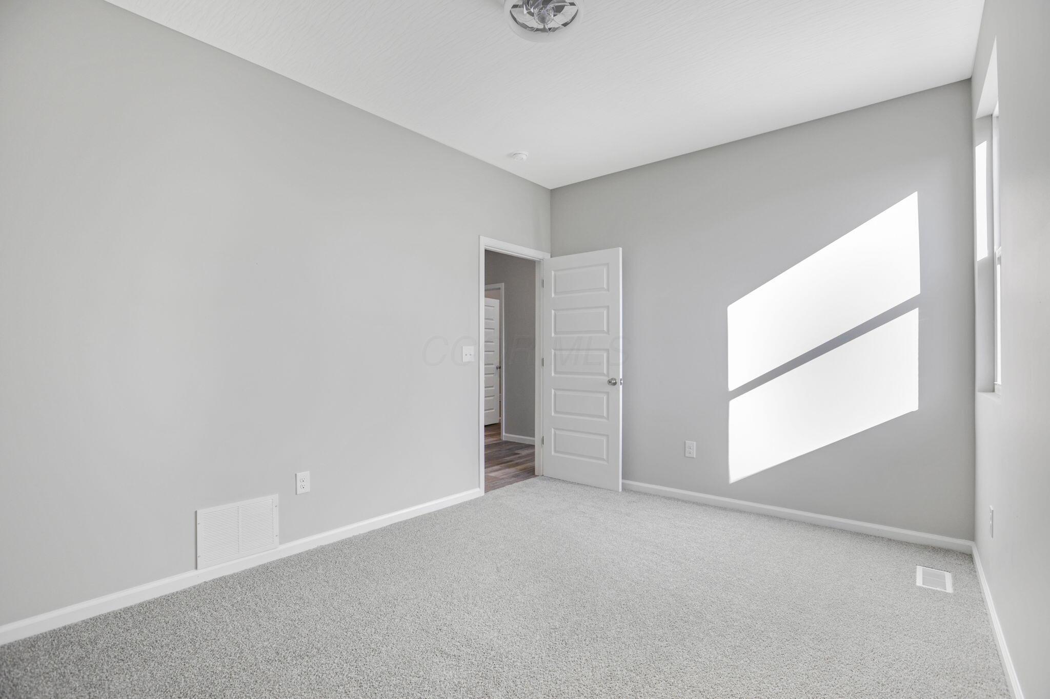 1597 Metcalfe Avenue Property Photo 24