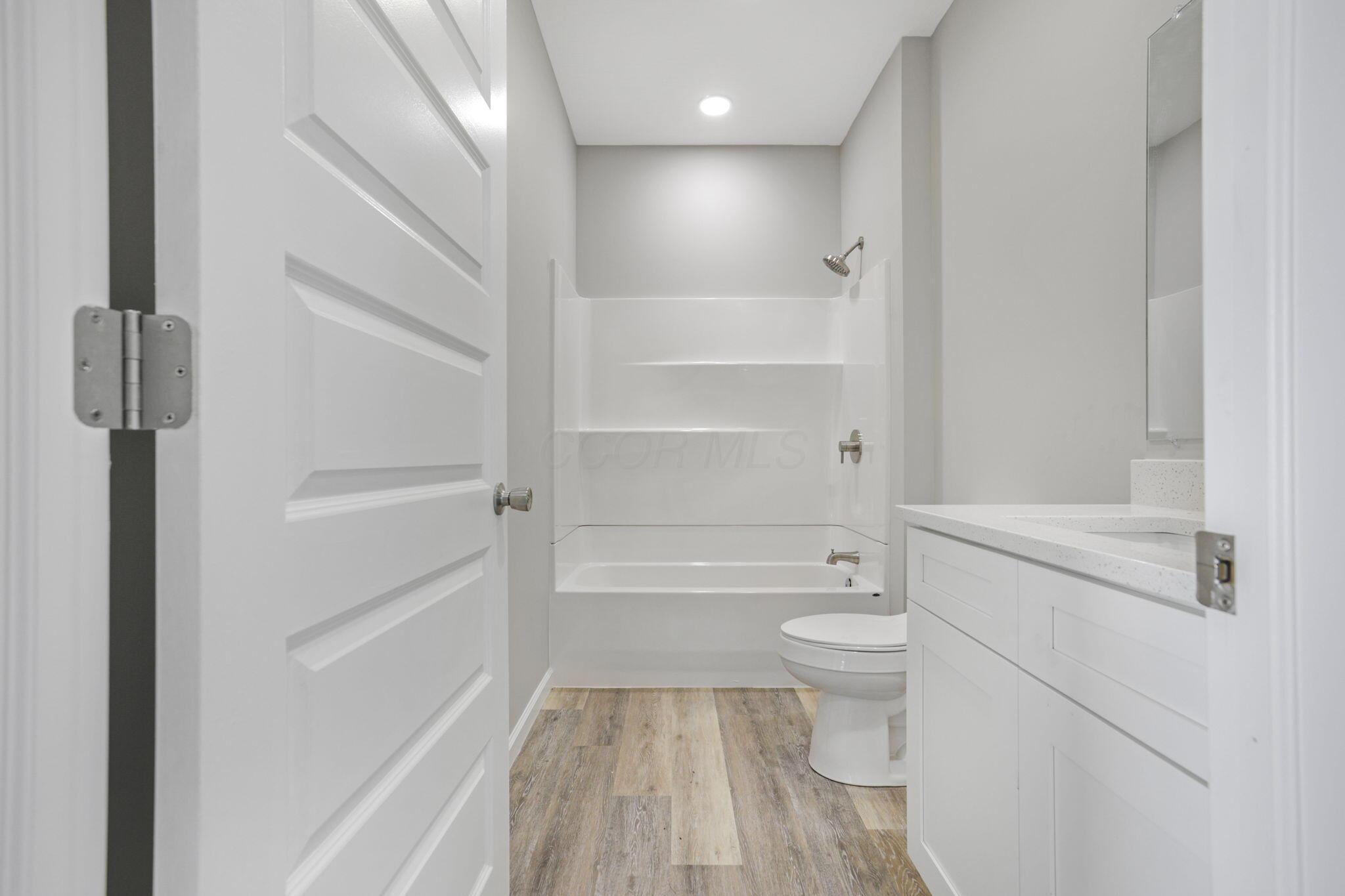 1597 Metcalfe Avenue Property Photo 25