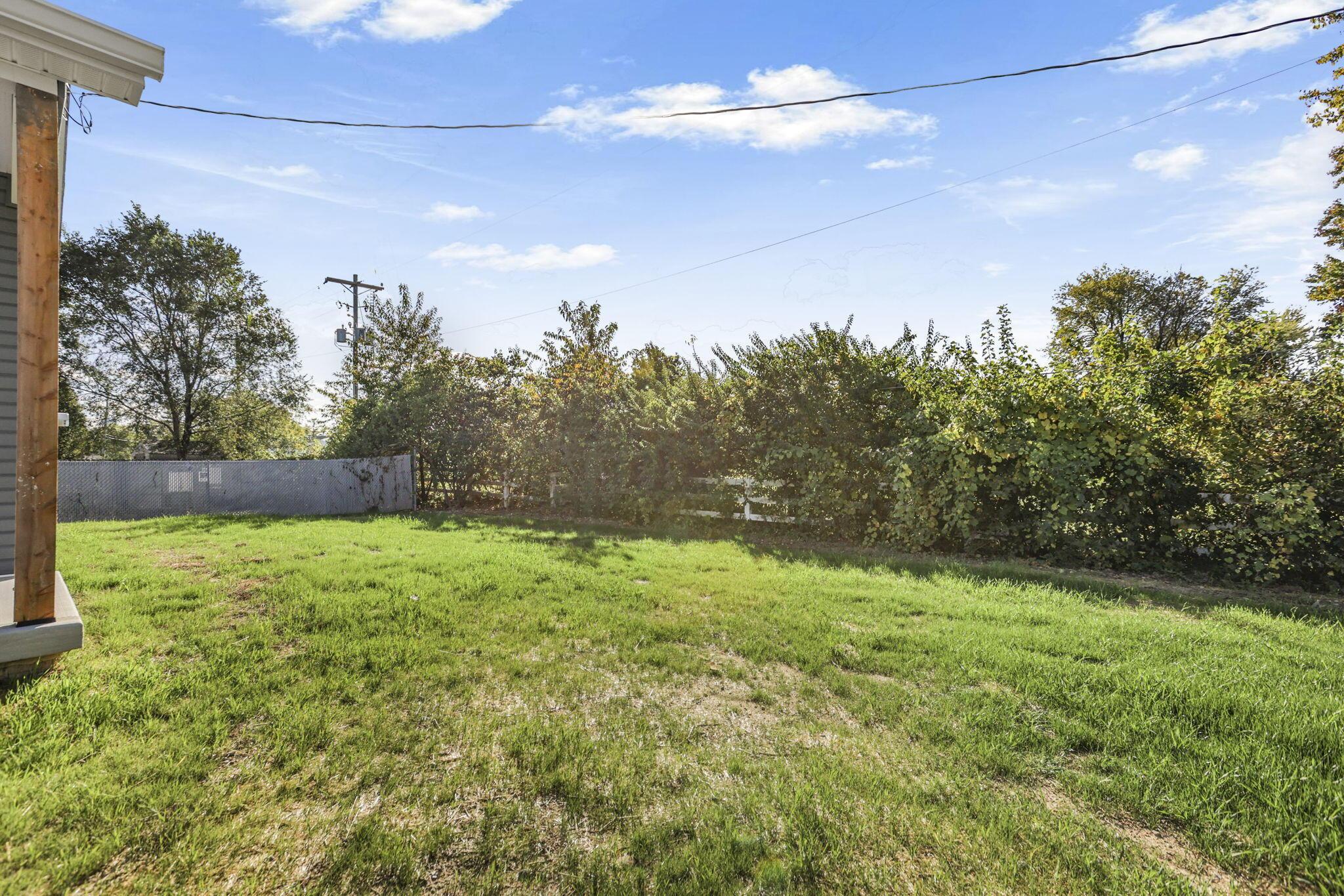 1597 Metcalfe Avenue Property Photo 40