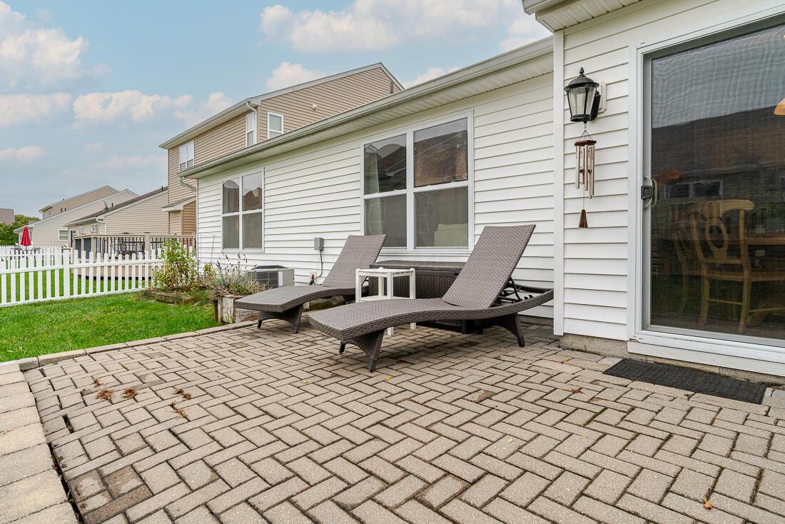 6036 Carlatun Street Property Photo 4