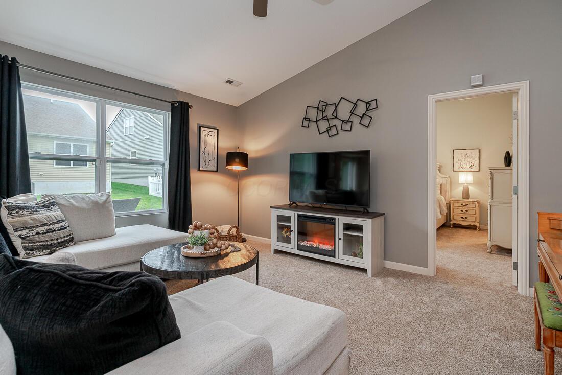 6036 Carlatun Street Property Photo 13