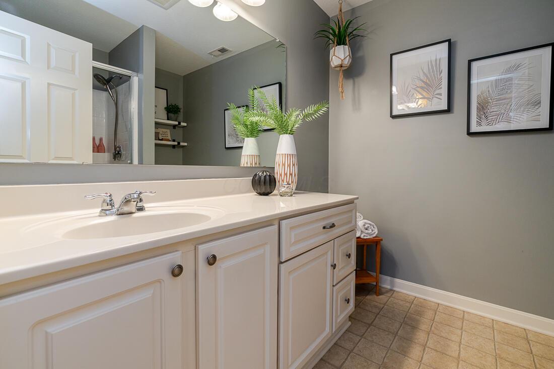 6036 Carlatun Street Property Photo 19