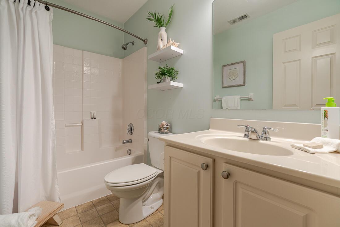 6036 Carlatun Street Property Photo 23