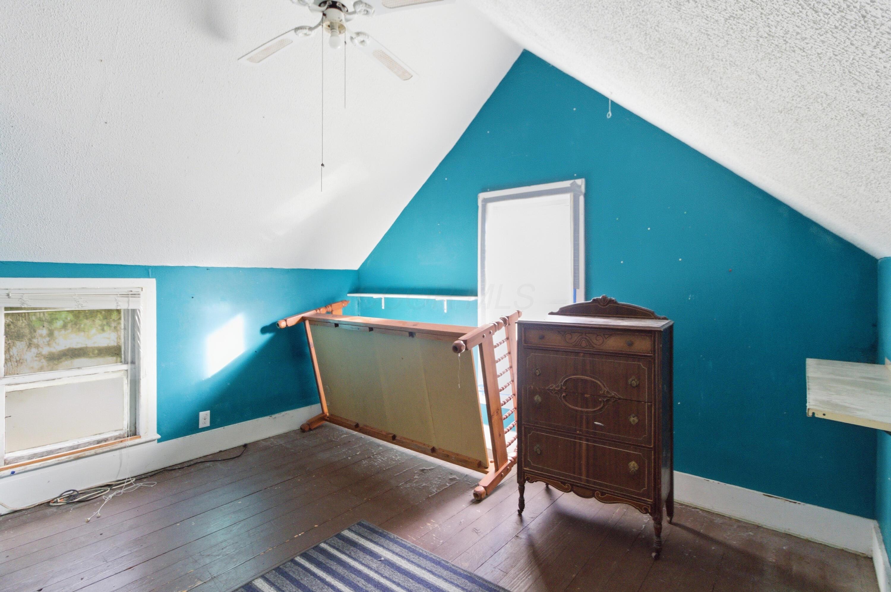 210 State Street Property Photo 17