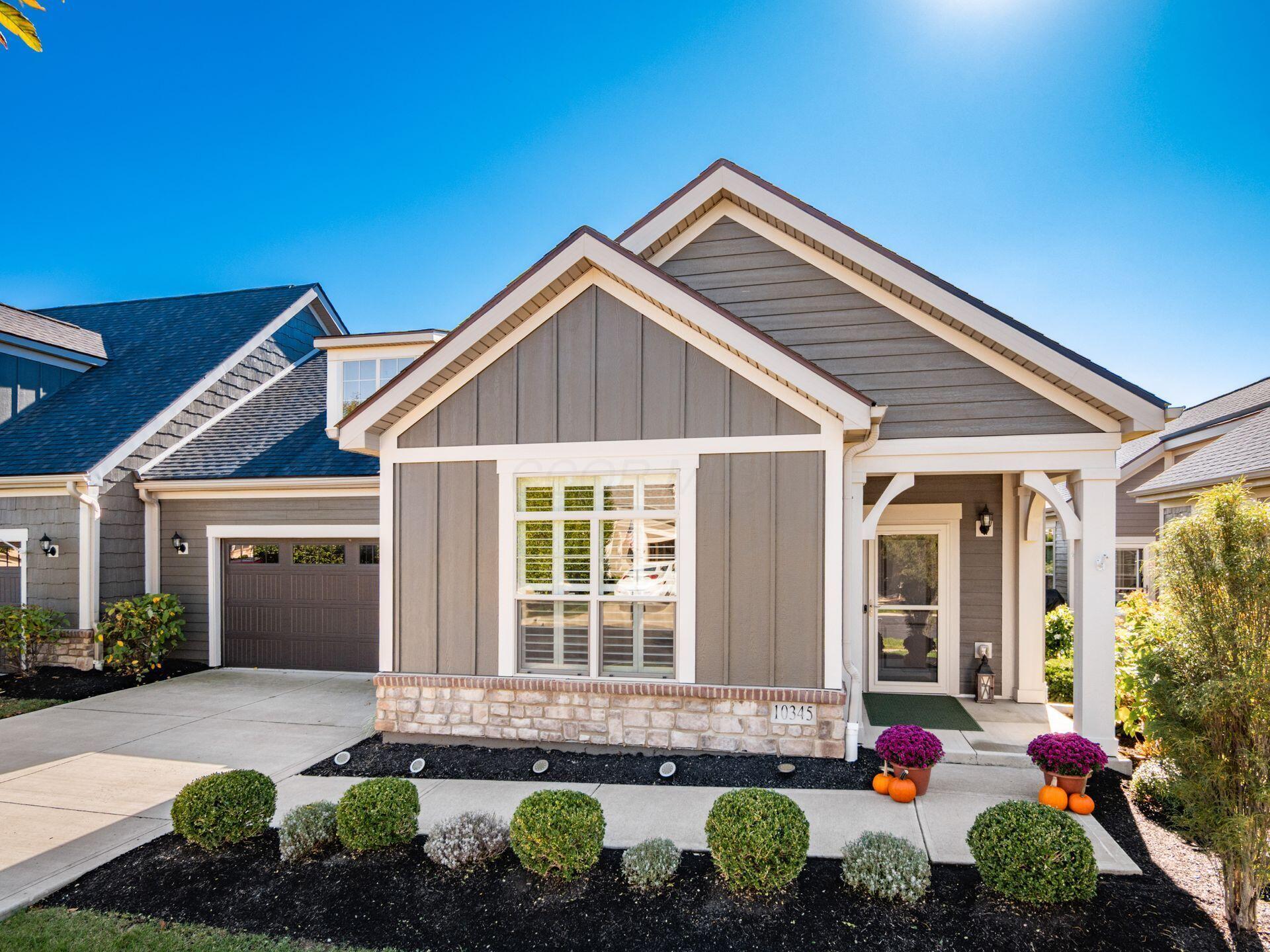 10345 Spicebrush Drive Property Photo 1