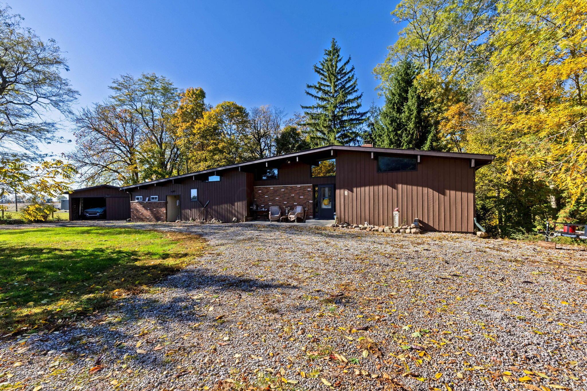 2666 County Road 156 Property Photo 3