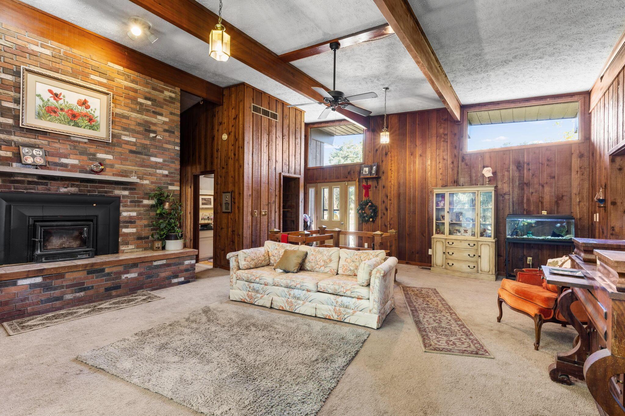 2666 County Road 156 Property Photo 10