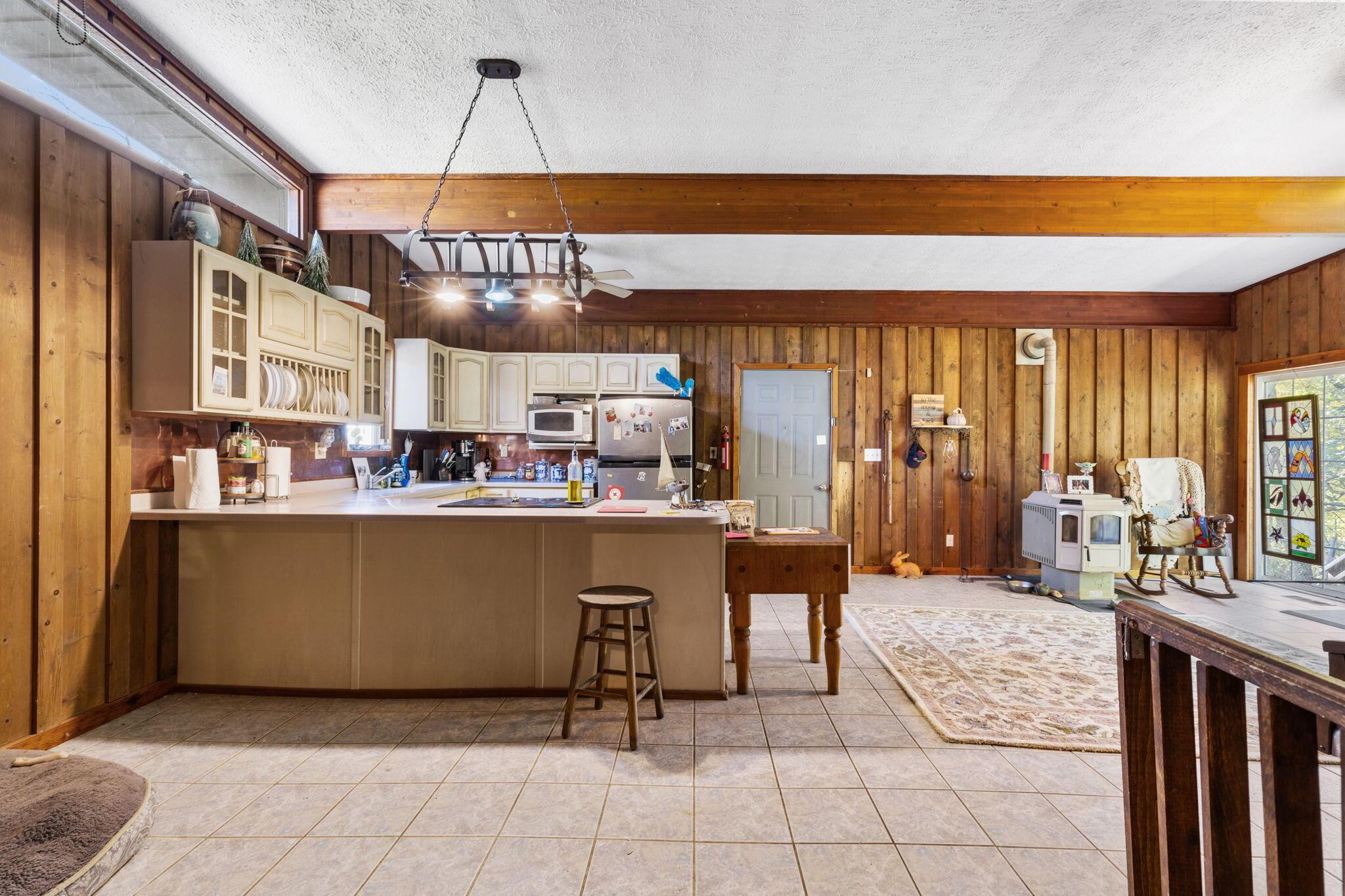 2666 County Road 156 Property Photo 12