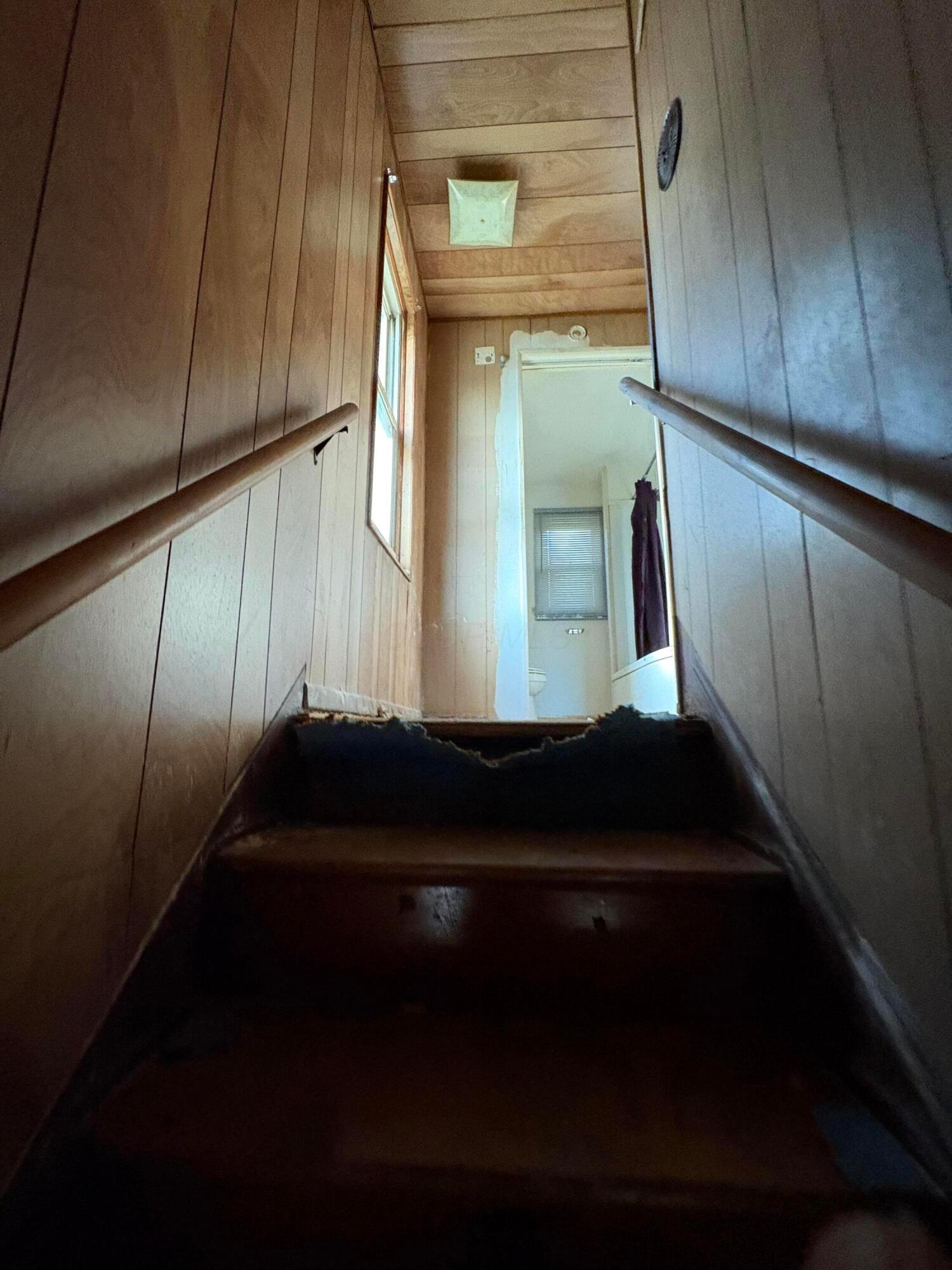 1250 E Hudson Street Property Photo 5