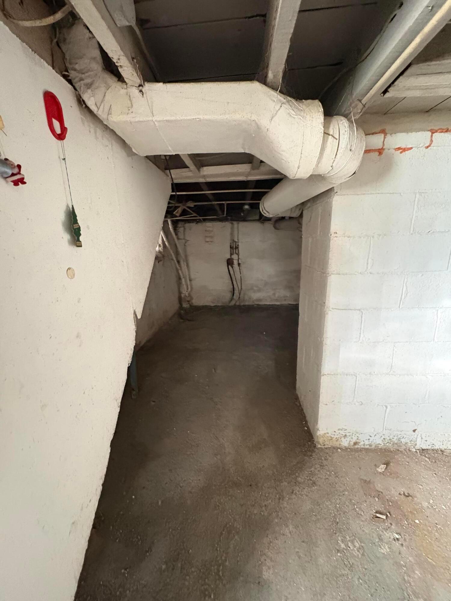 1250 E Hudson Street Property Photo 11