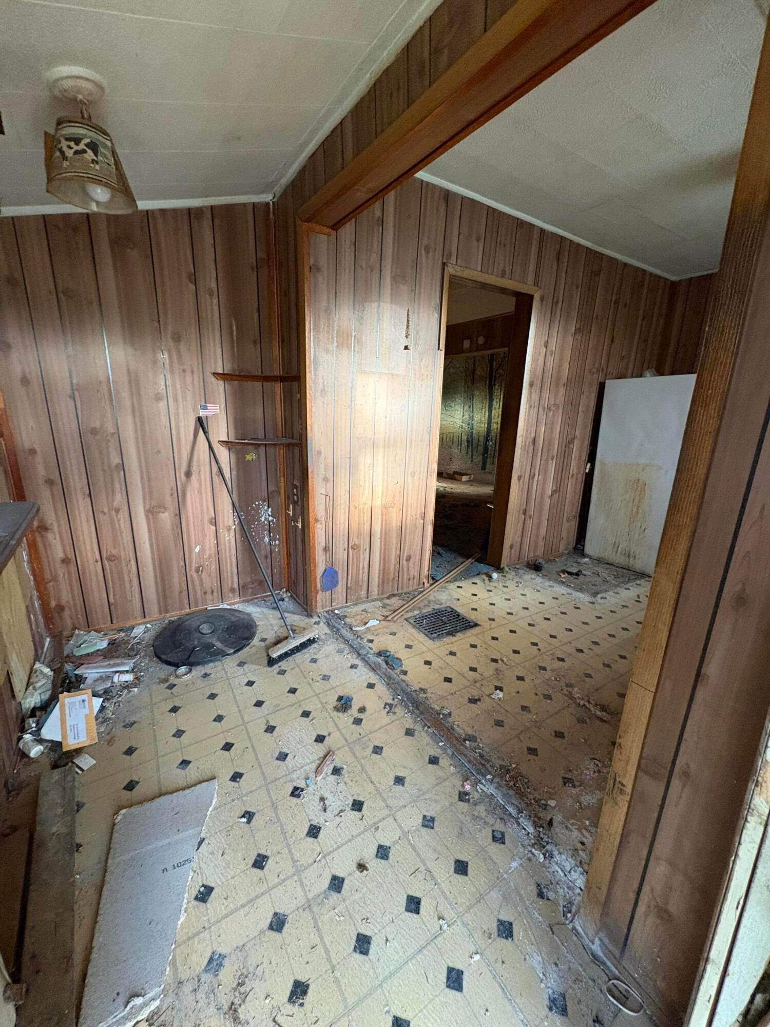 1250 E Hudson Street Property Photo 15