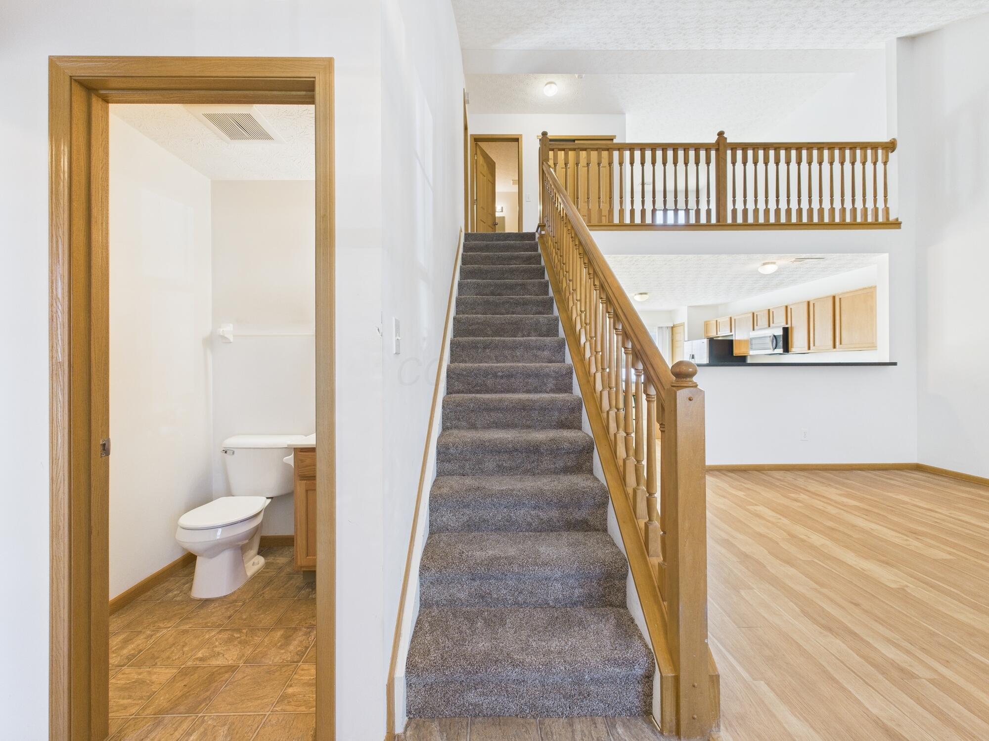 5566 Spring River Avenue Property Photo 4