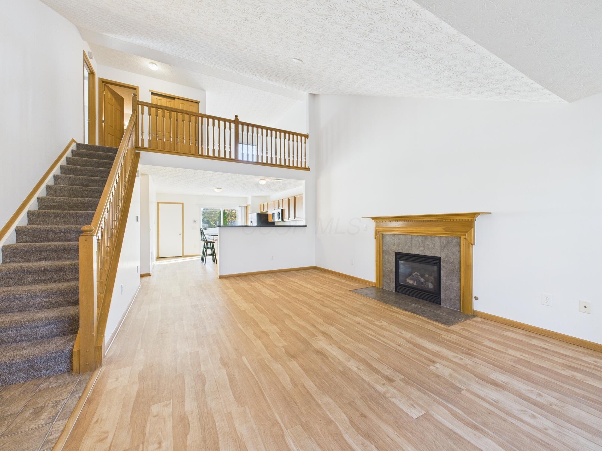 5566 Spring River Avenue Property Photo 8