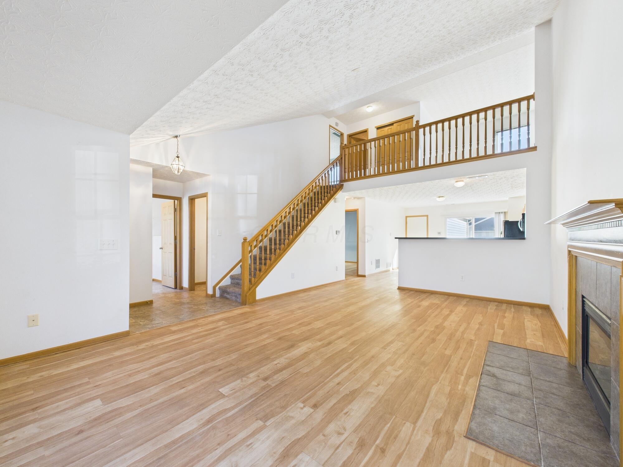 5566 Spring River Avenue Property Photo 9