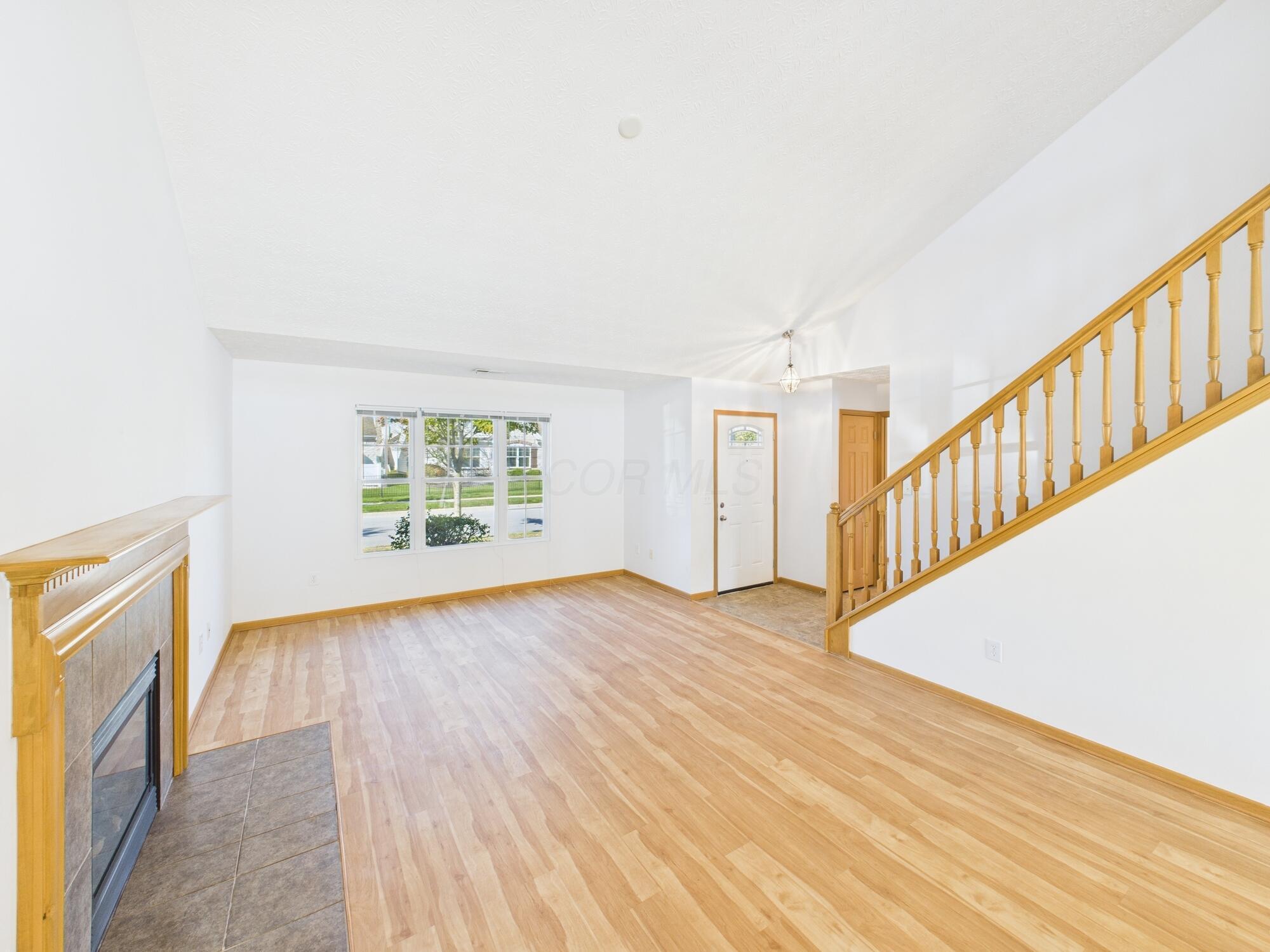 5566 Spring River Avenue Property Photo 11