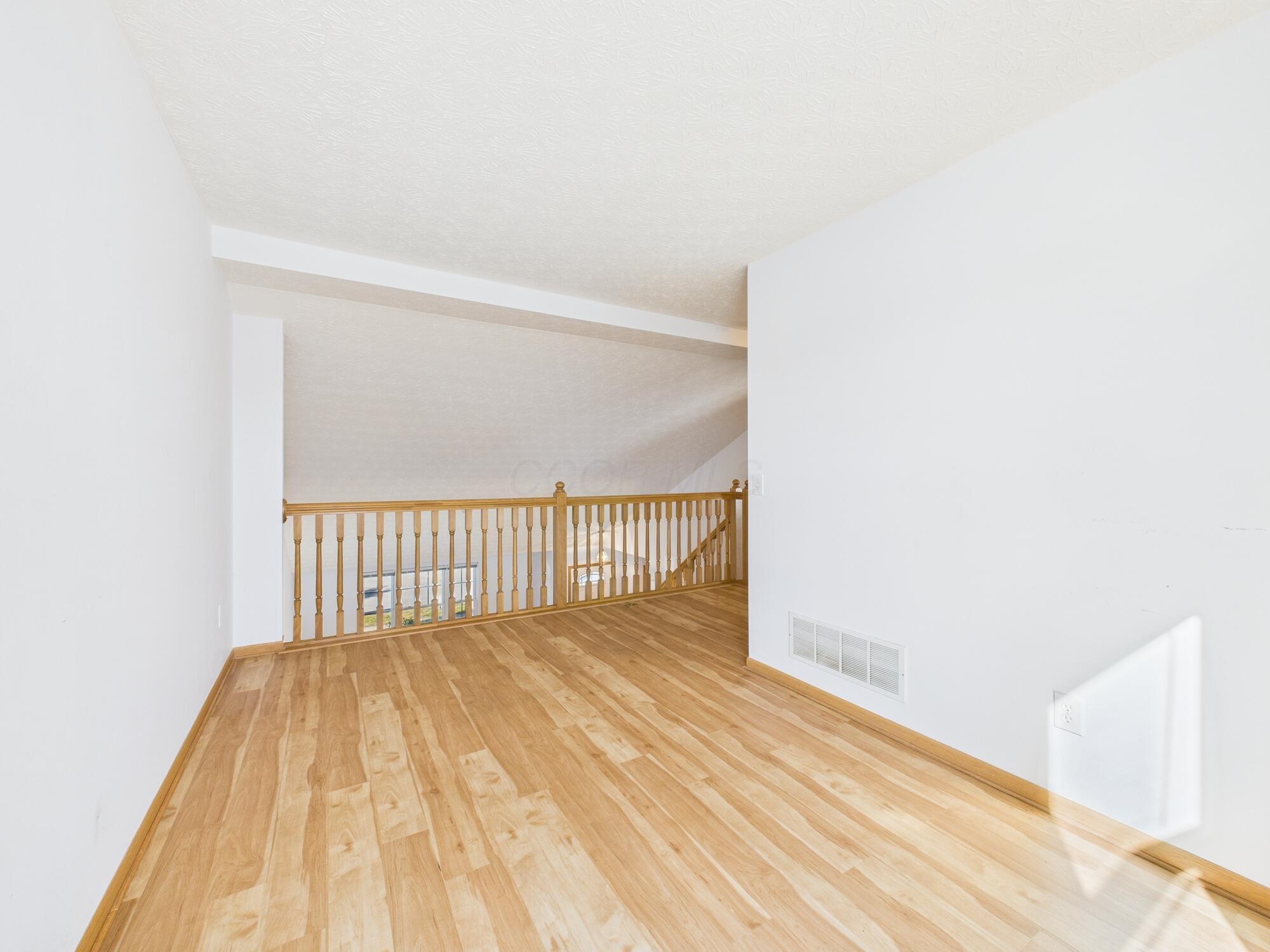 5566 Spring River Avenue Property Photo 23