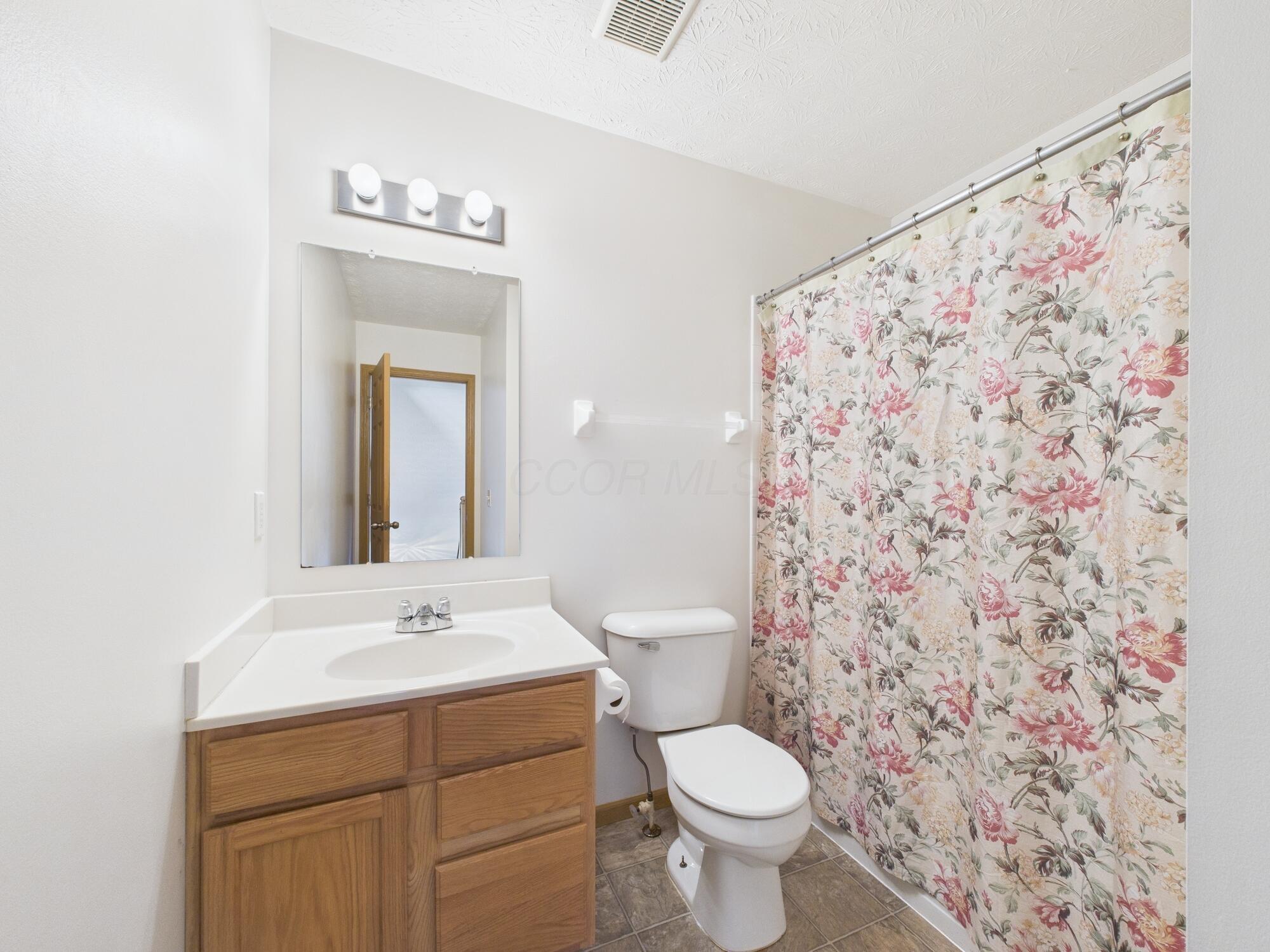 5566 Spring River Avenue Property Photo 24