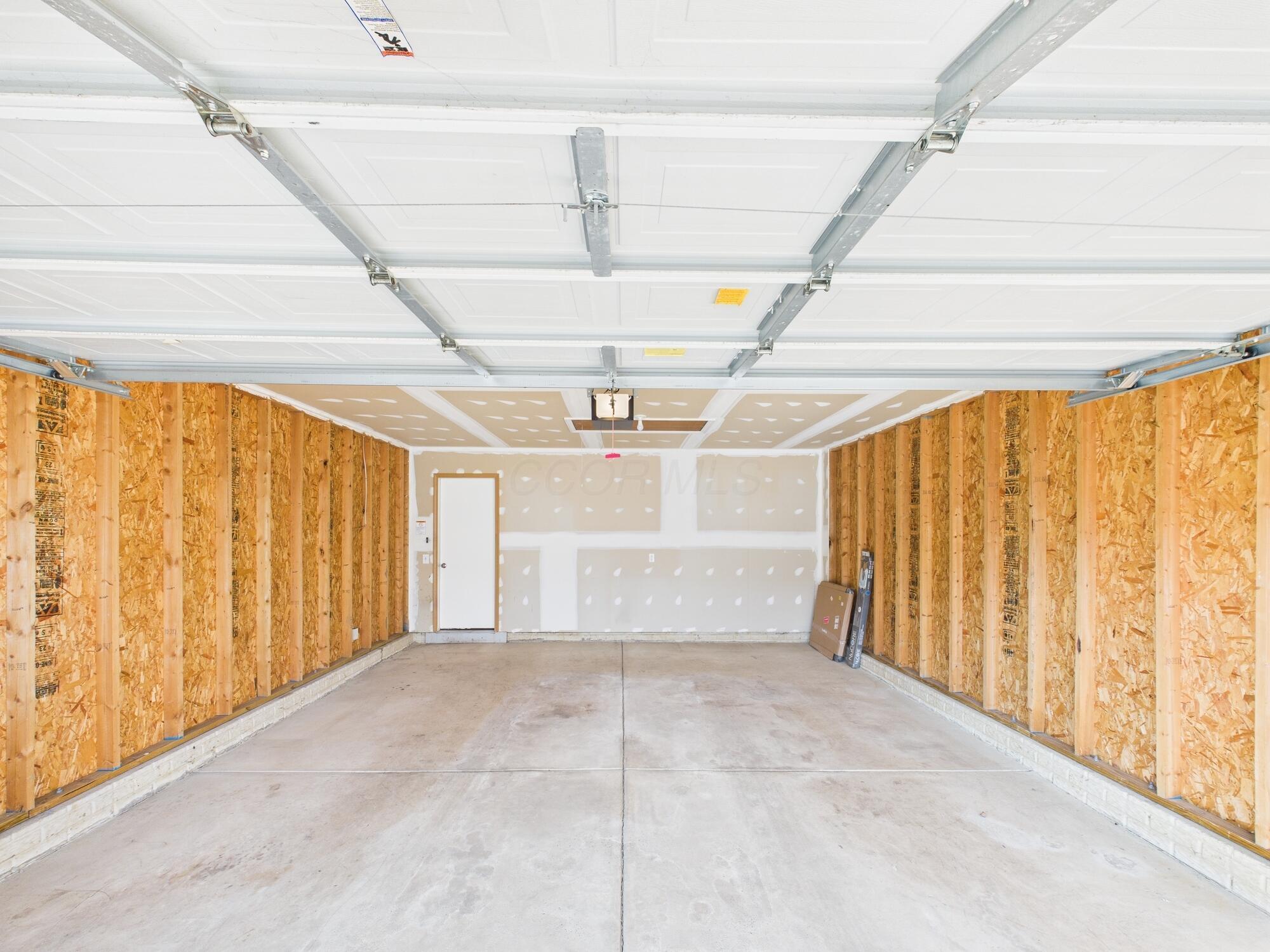 5566 Spring River Avenue Property Photo 28