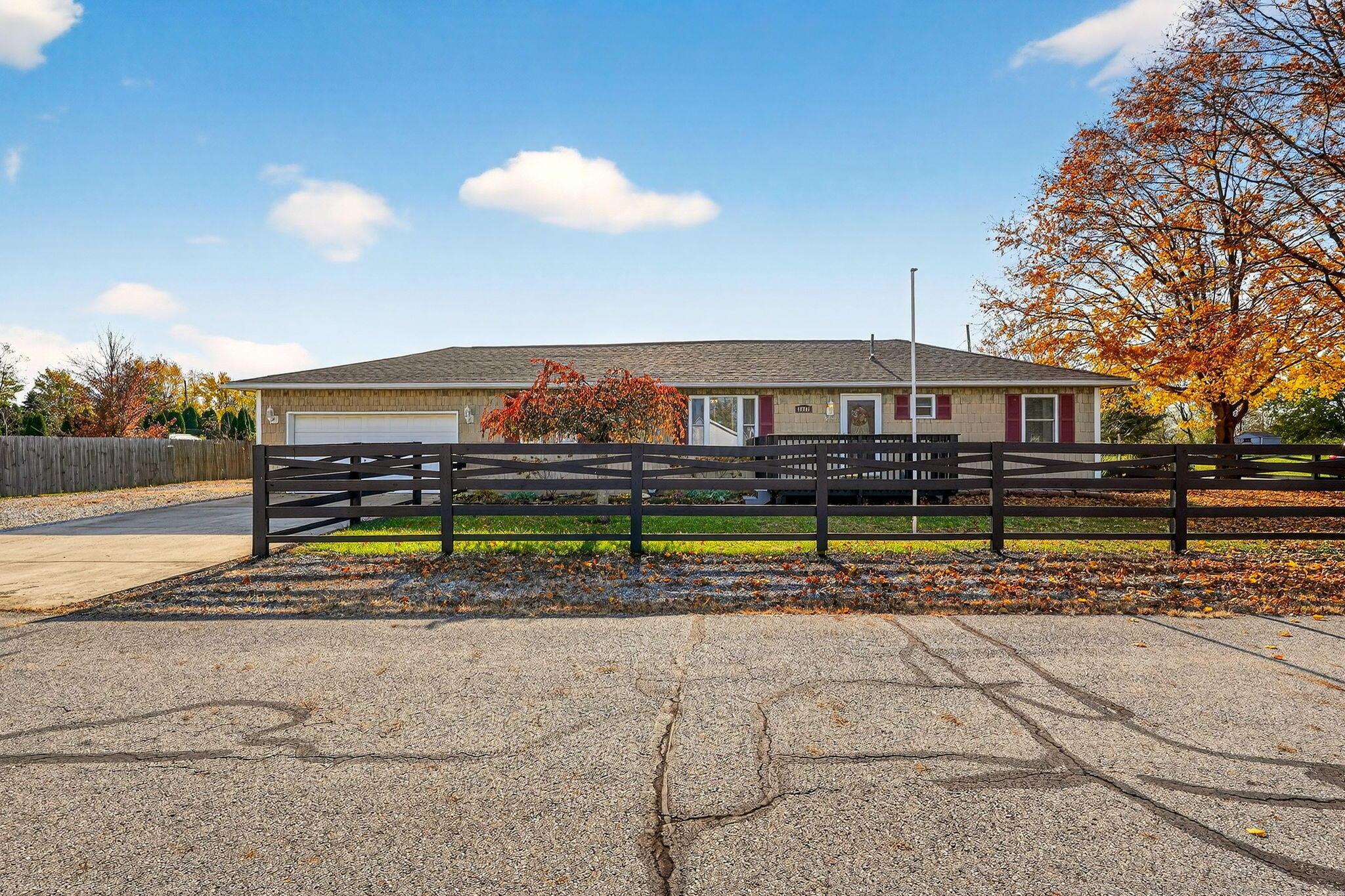 10741 2nd Street Property Photo 2