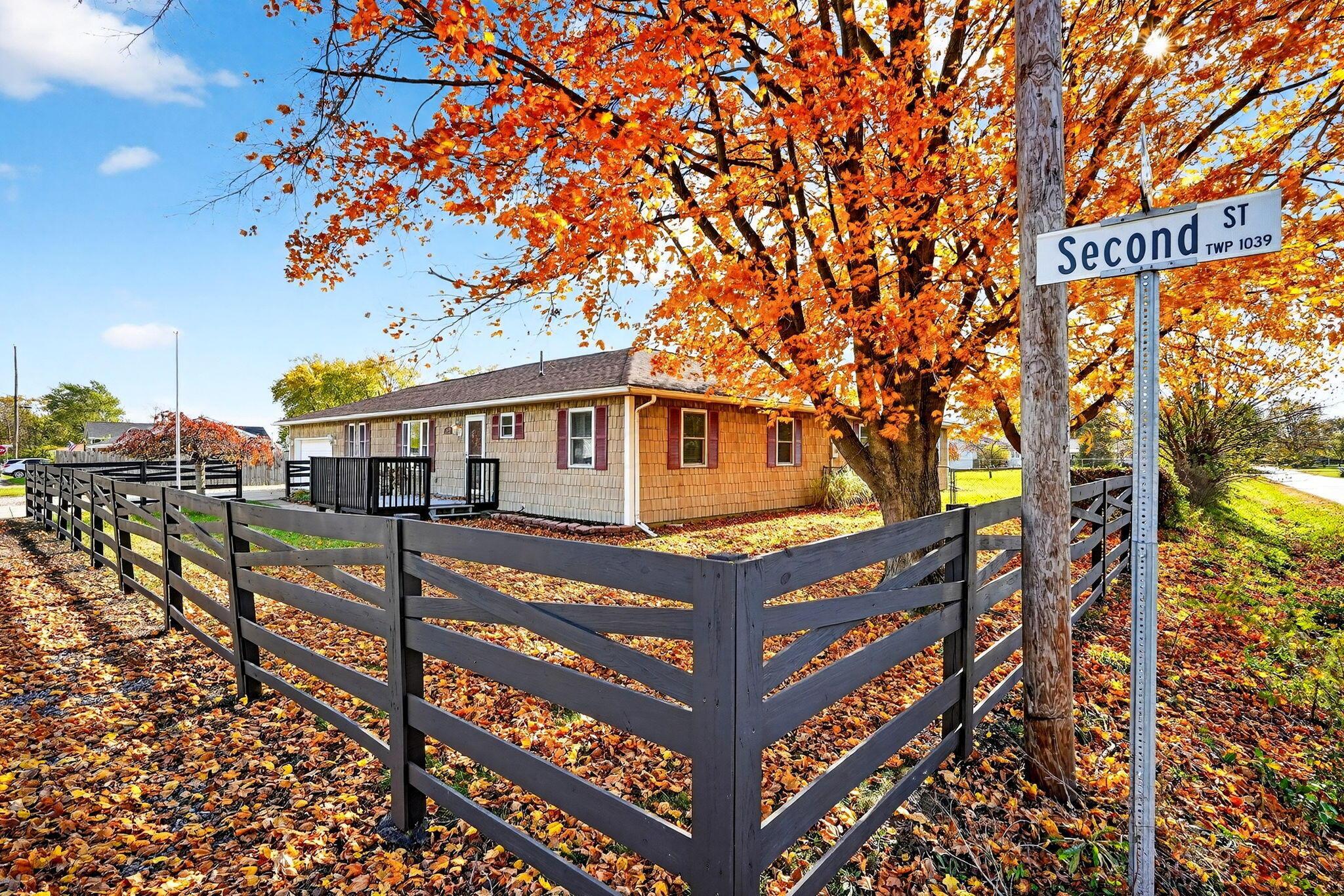 10741 2nd Street Property Photo 3