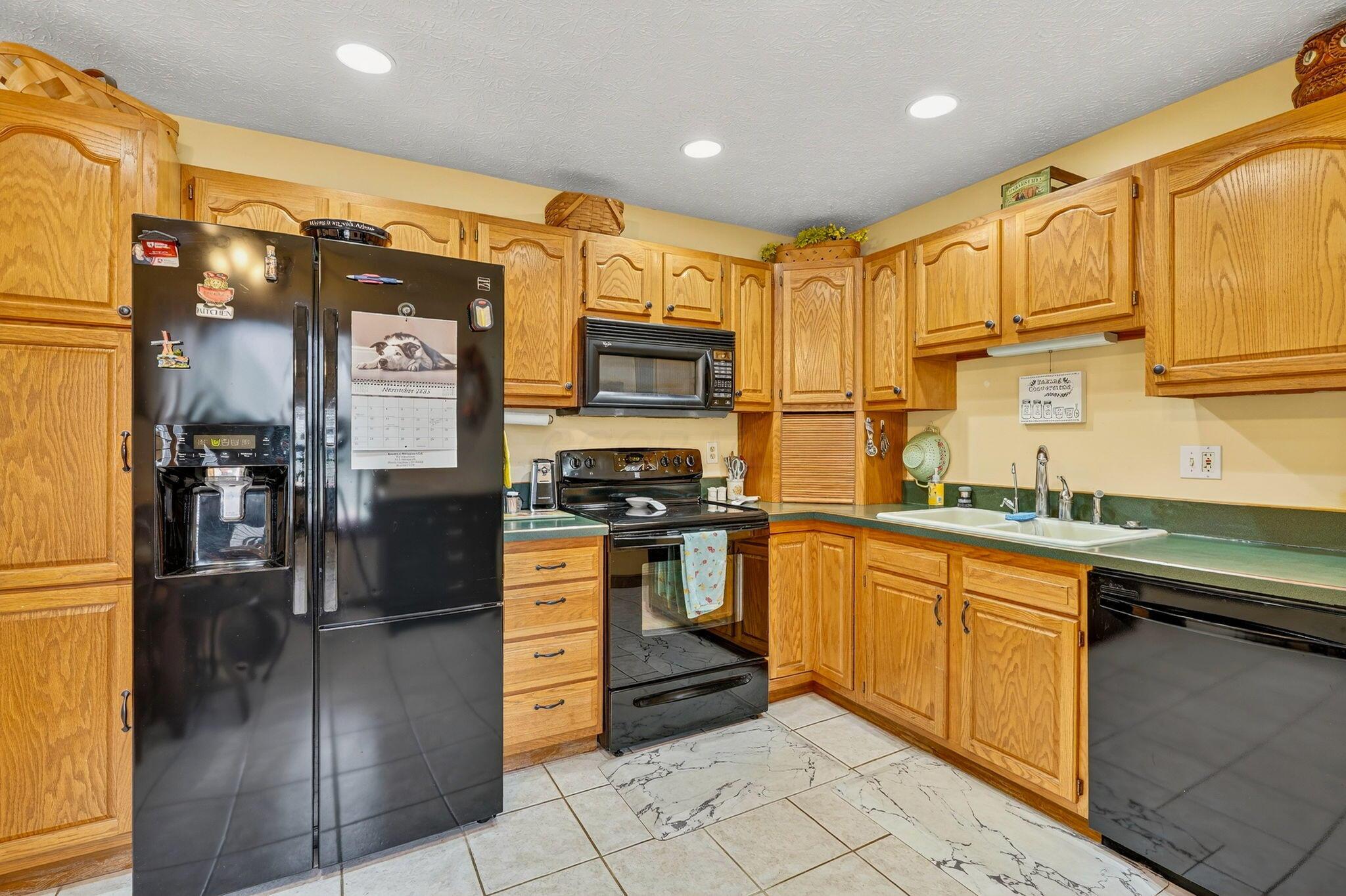 10741 2nd Street Property Photo 6