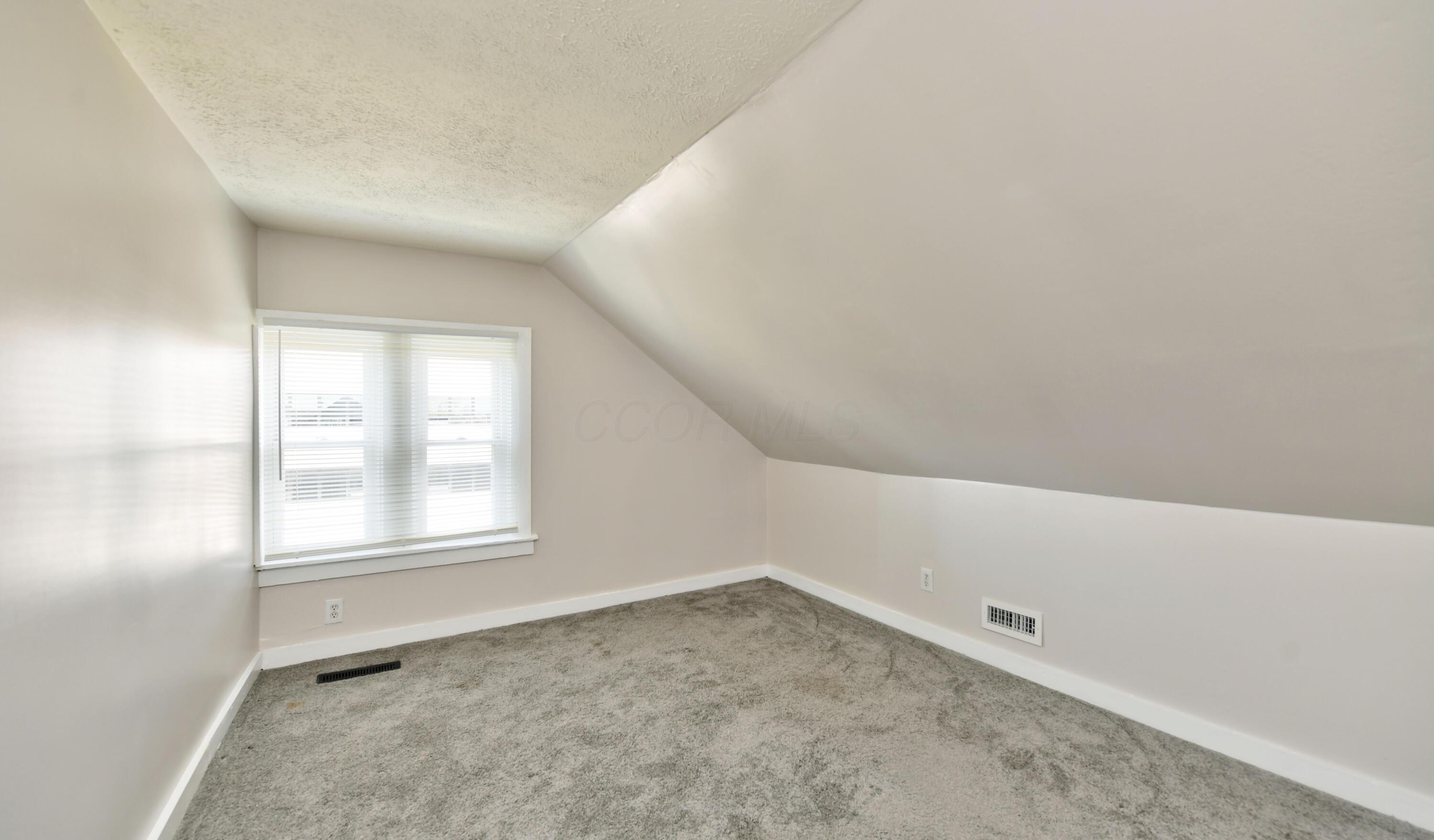 1517 Hawthorne Avenue Property Photo 24