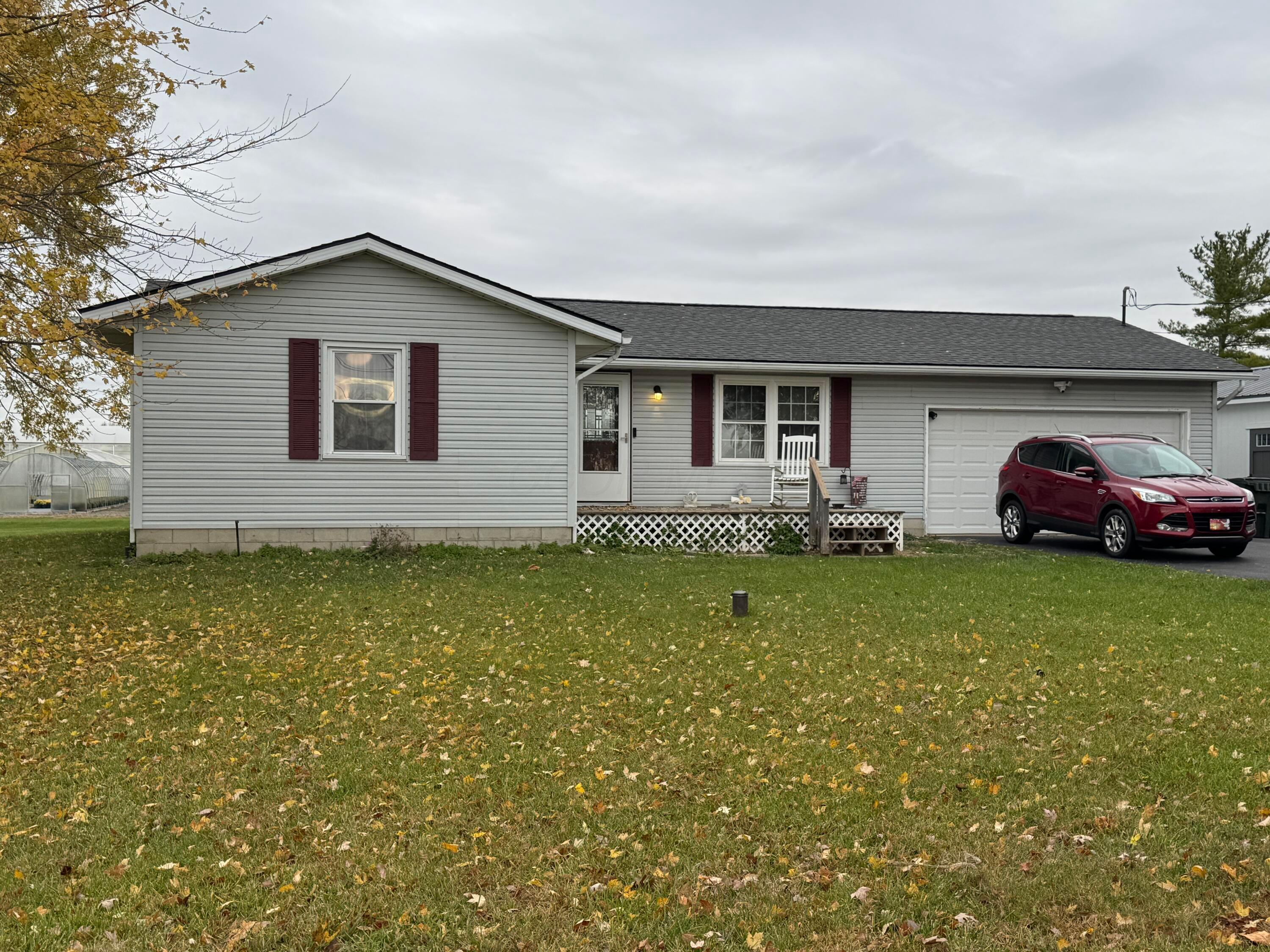 9030 Amity Pike Property Photo 1