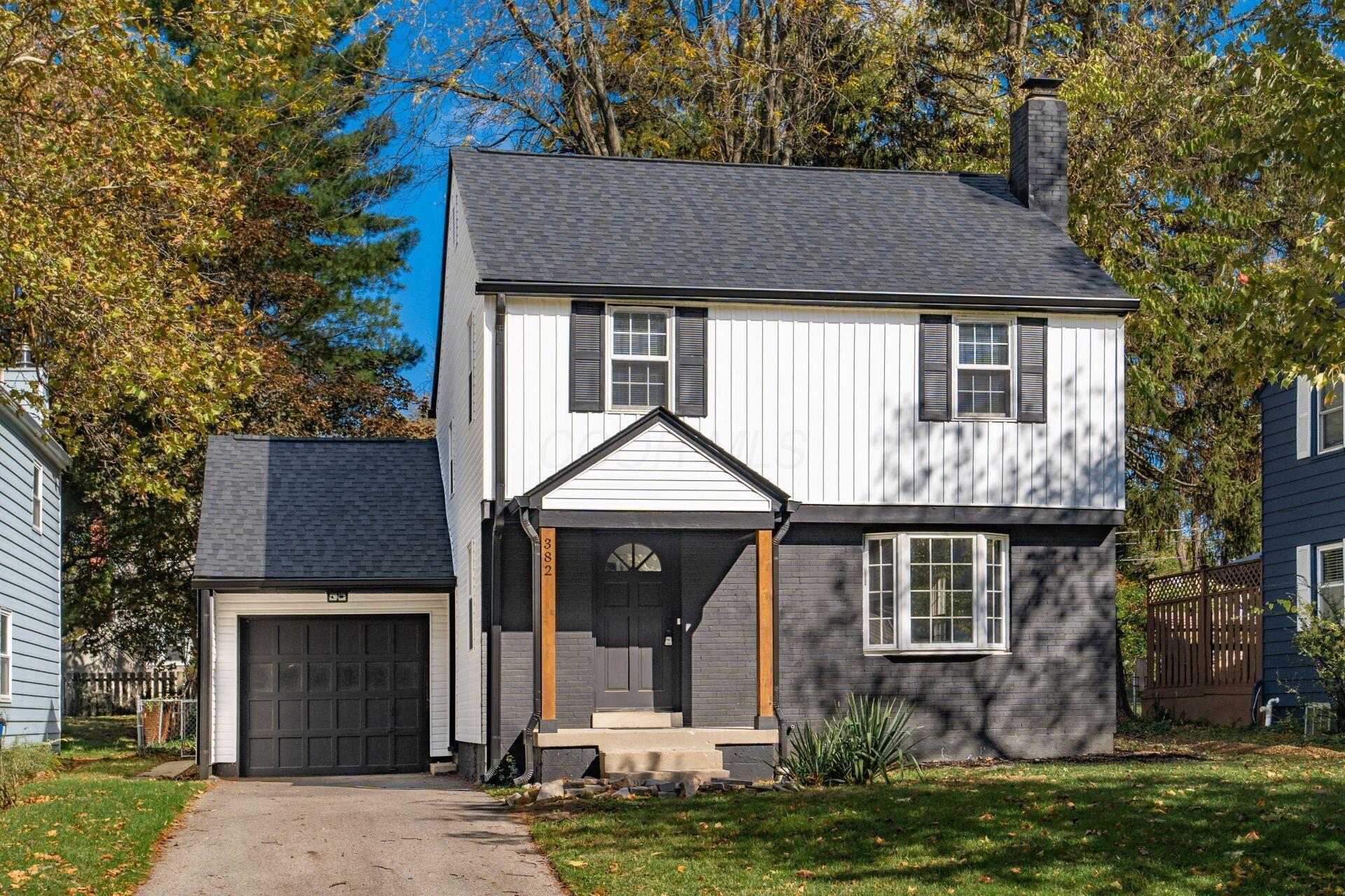 382 Park Boulevard Property Photo 1