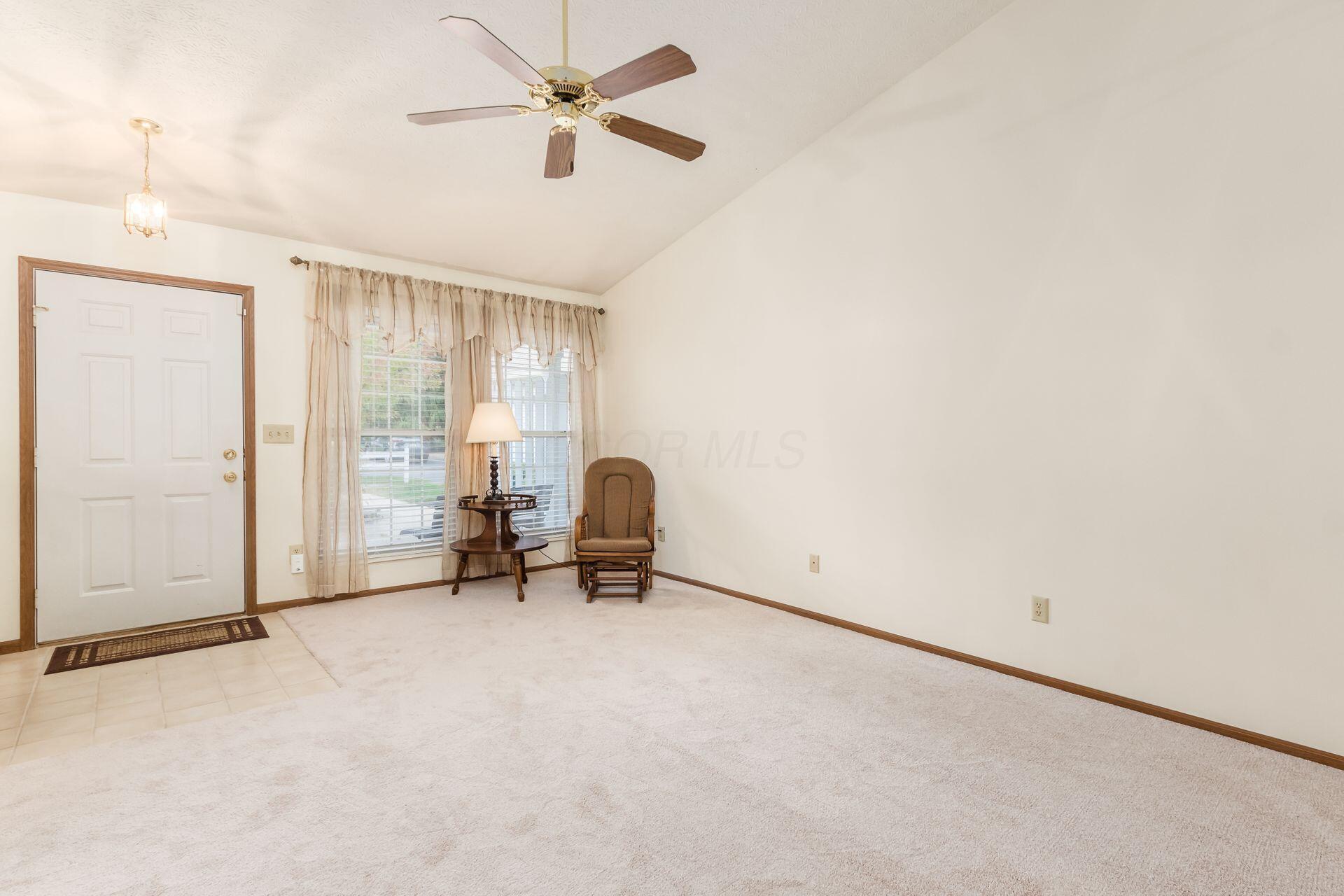 5522 Parkshire Drive Property Photo 11