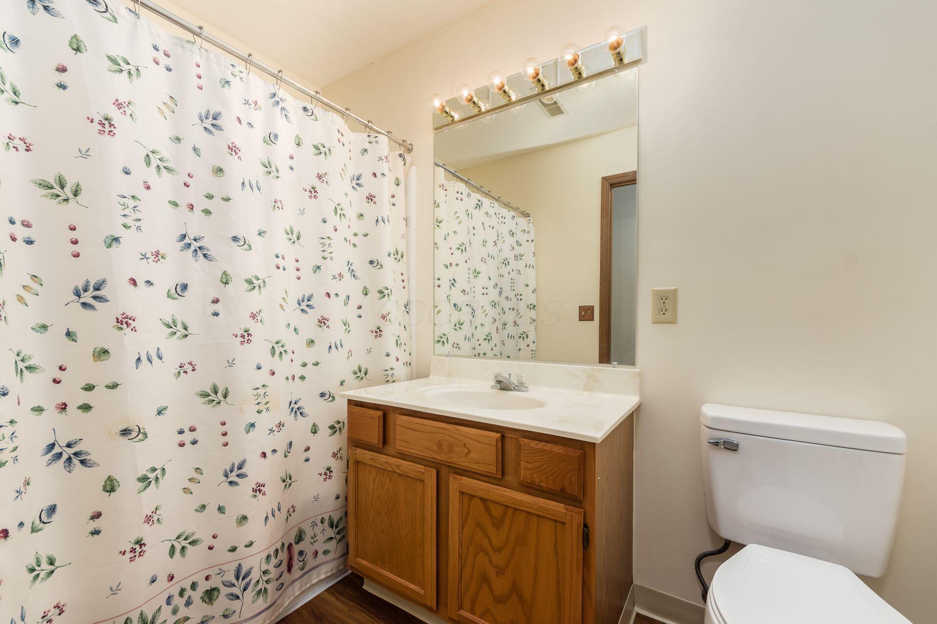 5522 Parkshire Drive Property Photo 21