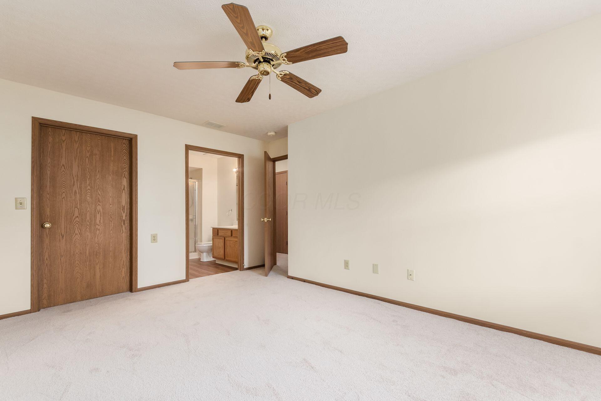 5522 Parkshire Drive Property Photo 26