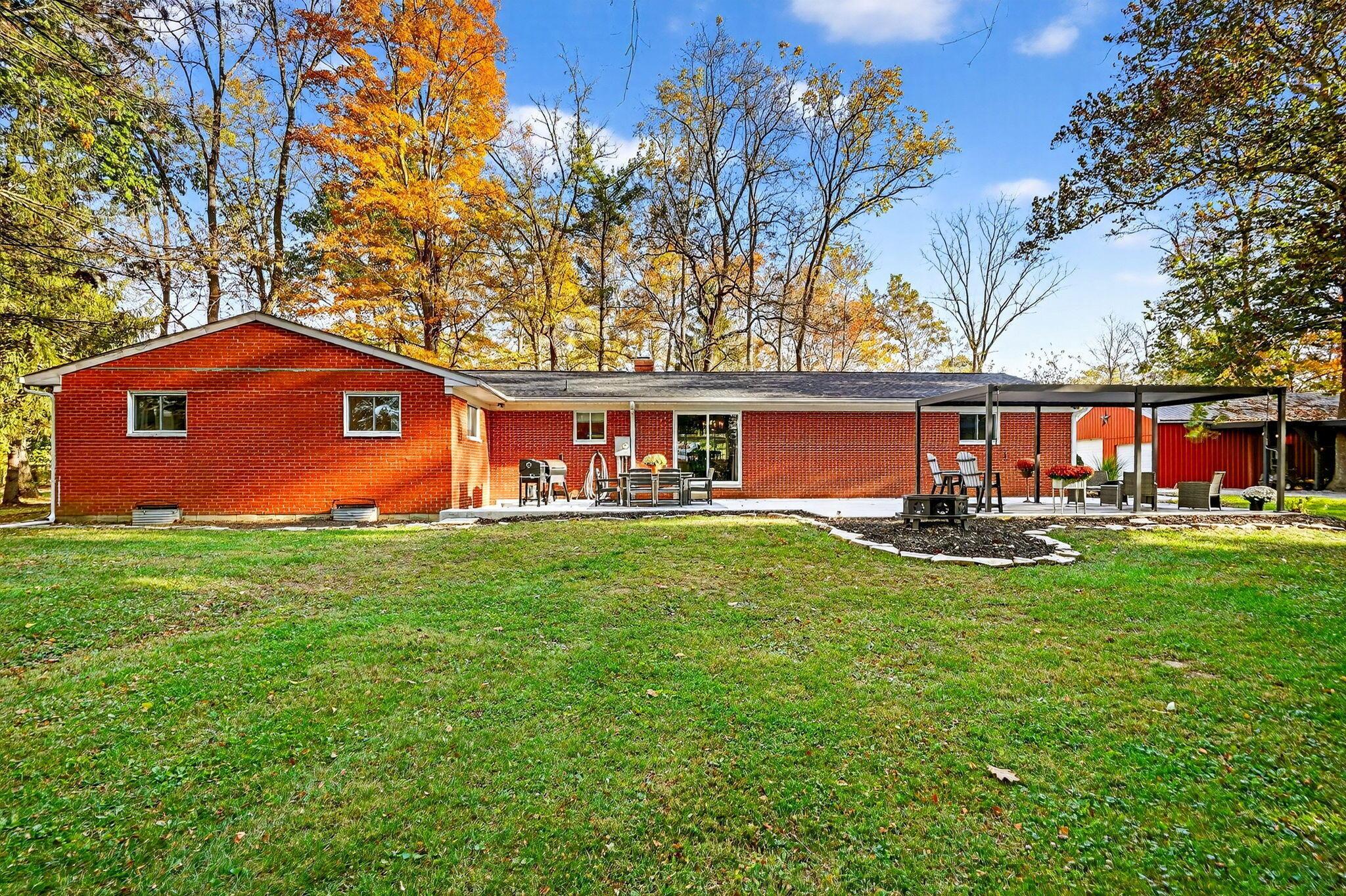 4077 Basil Western Road Nw Property Photo 7