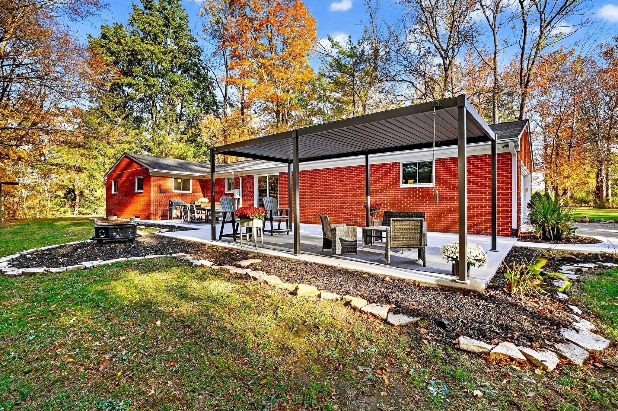 4077 Basil Western Road Nw Property Photo 9