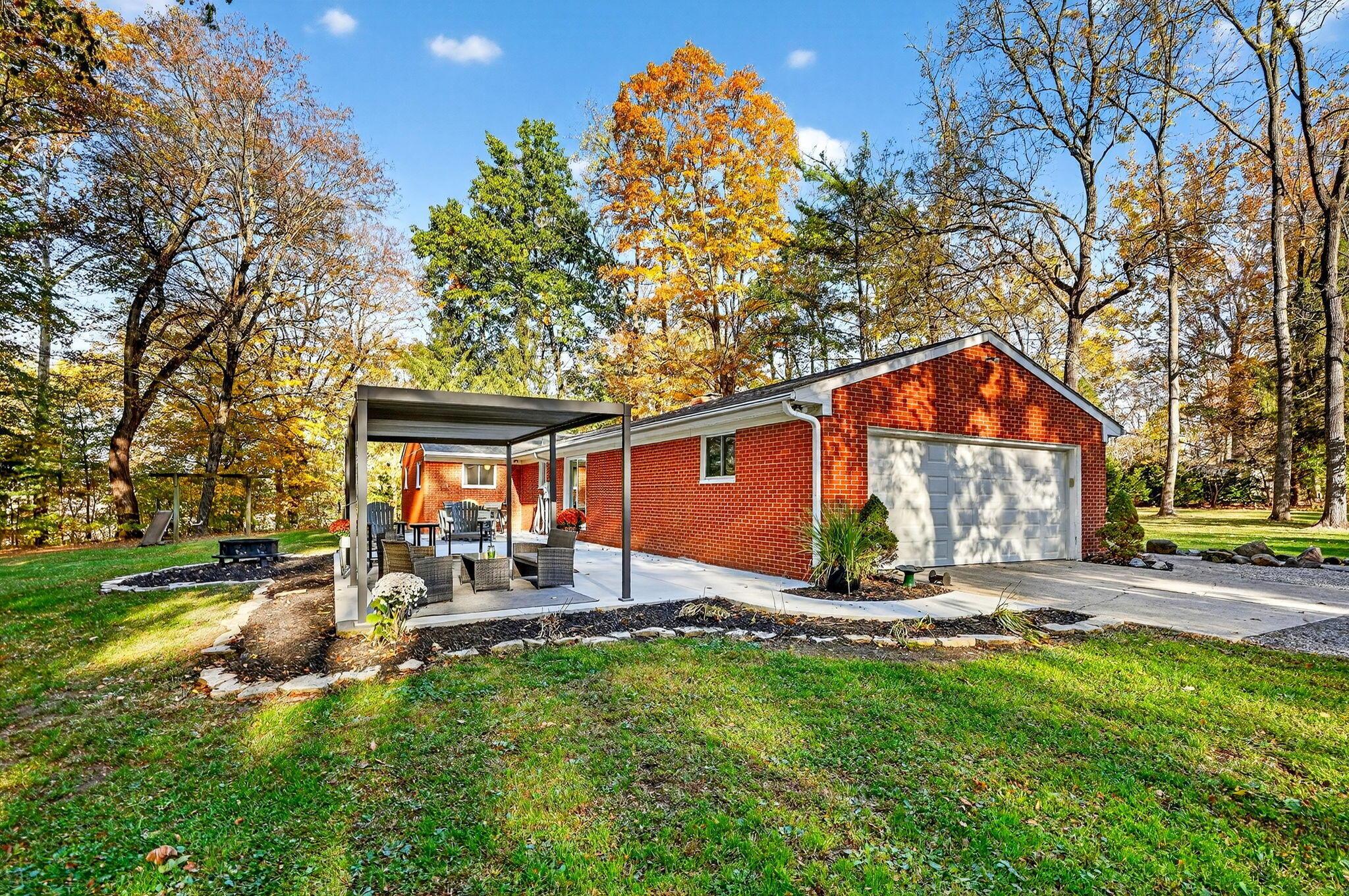 4077 Basil Western Road Nw Property Photo 10