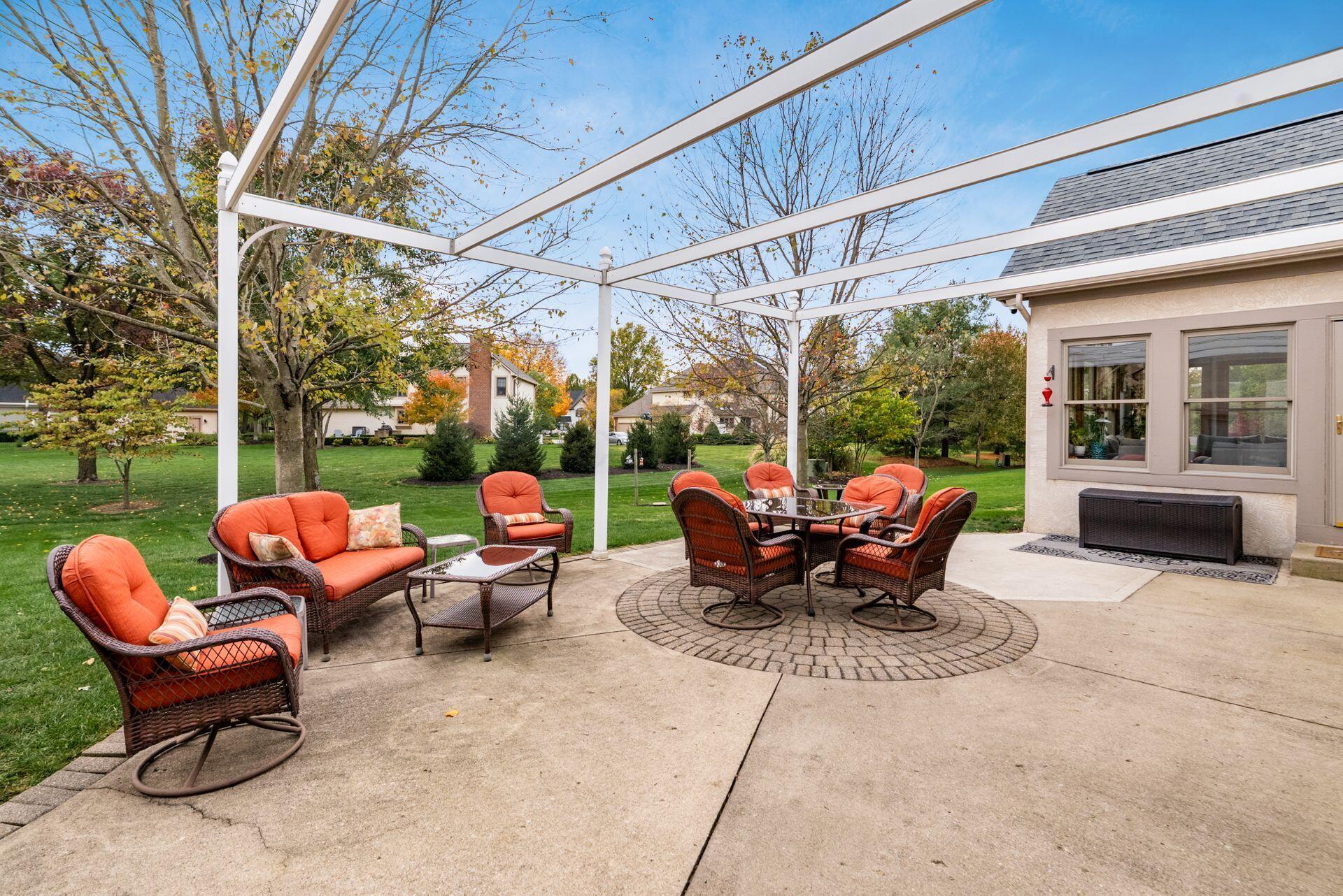 8512 Fallgold Lane Property Photo 15