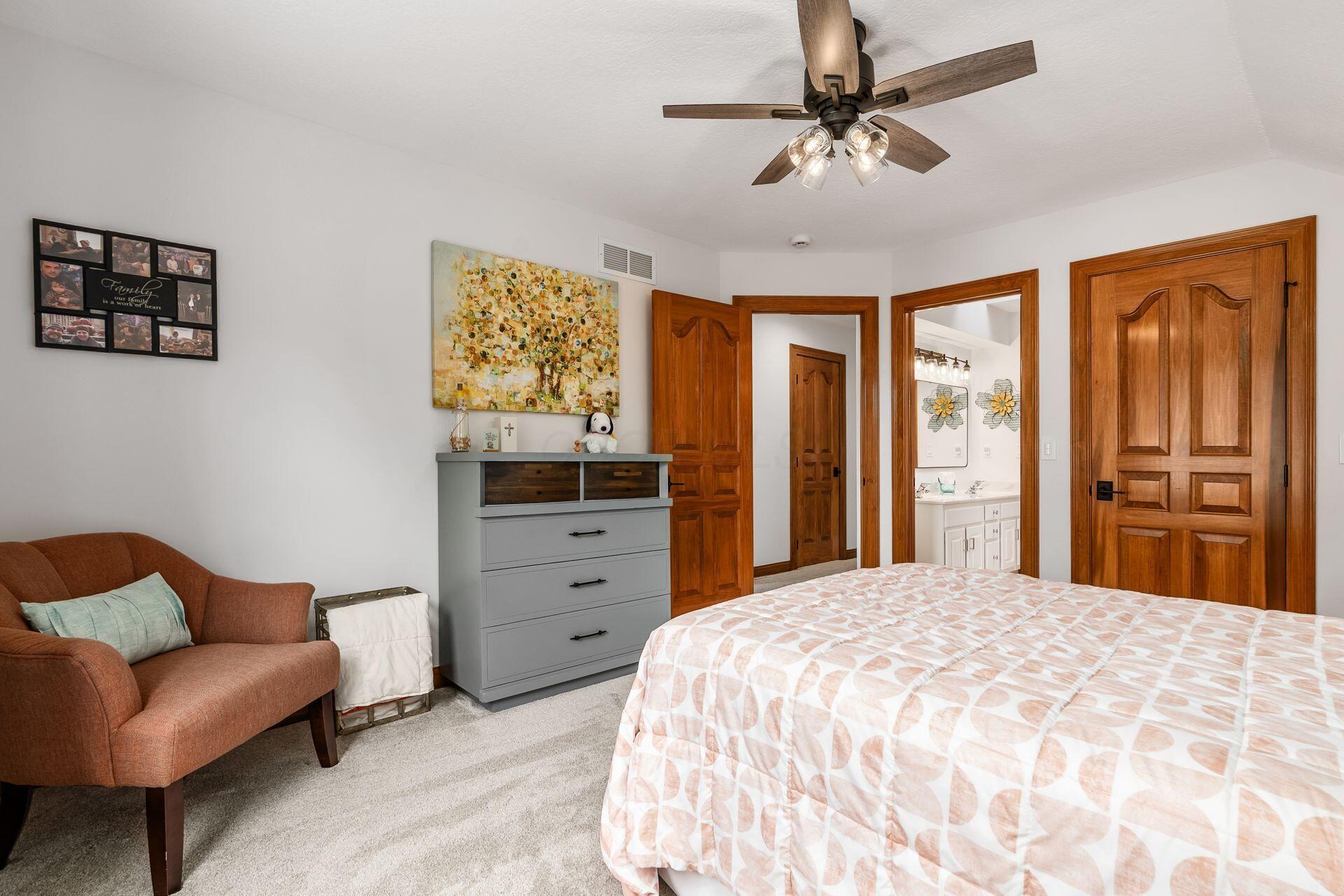 8512 Fallgold Lane Property Photo 46