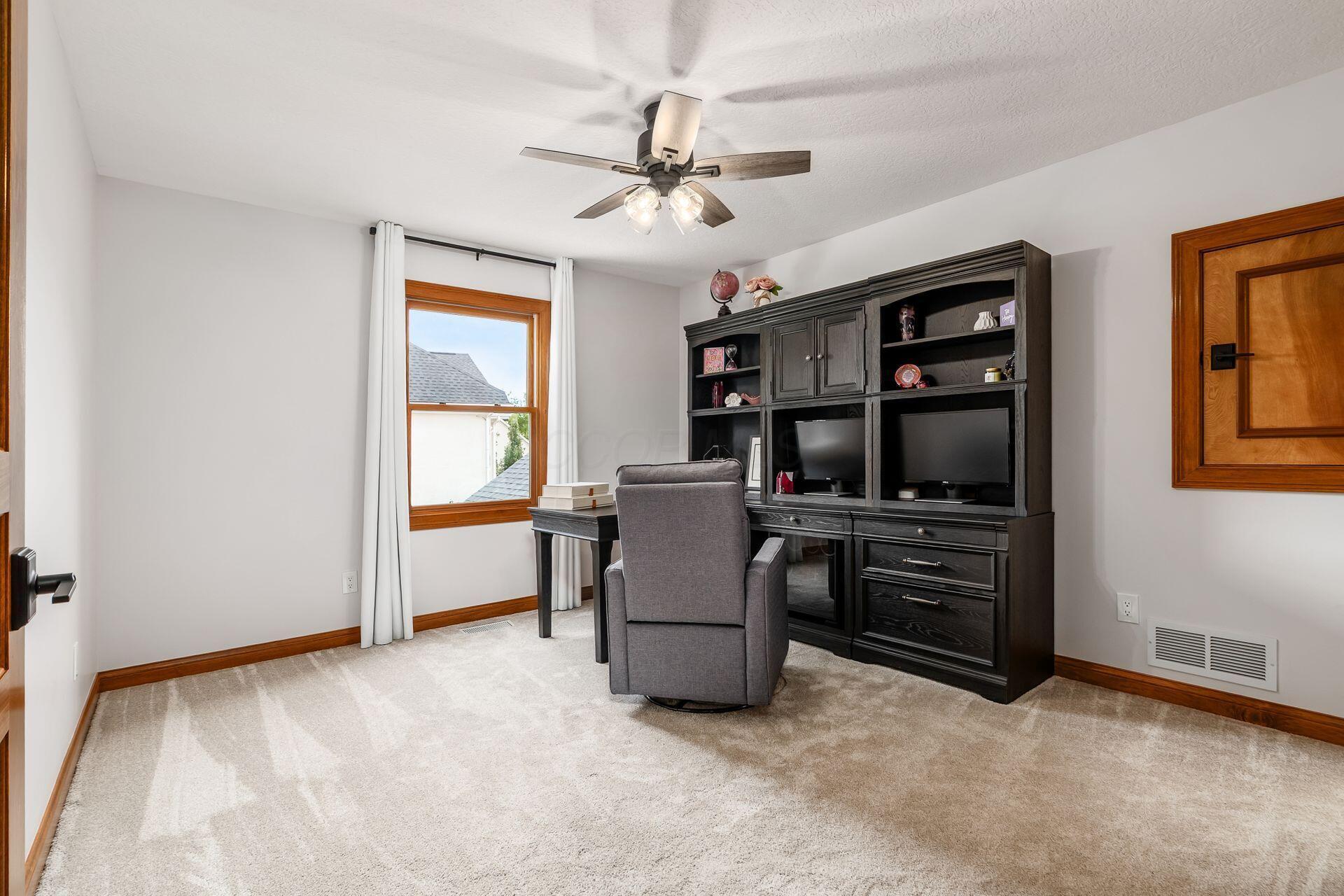 8512 Fallgold Lane Property Photo 48