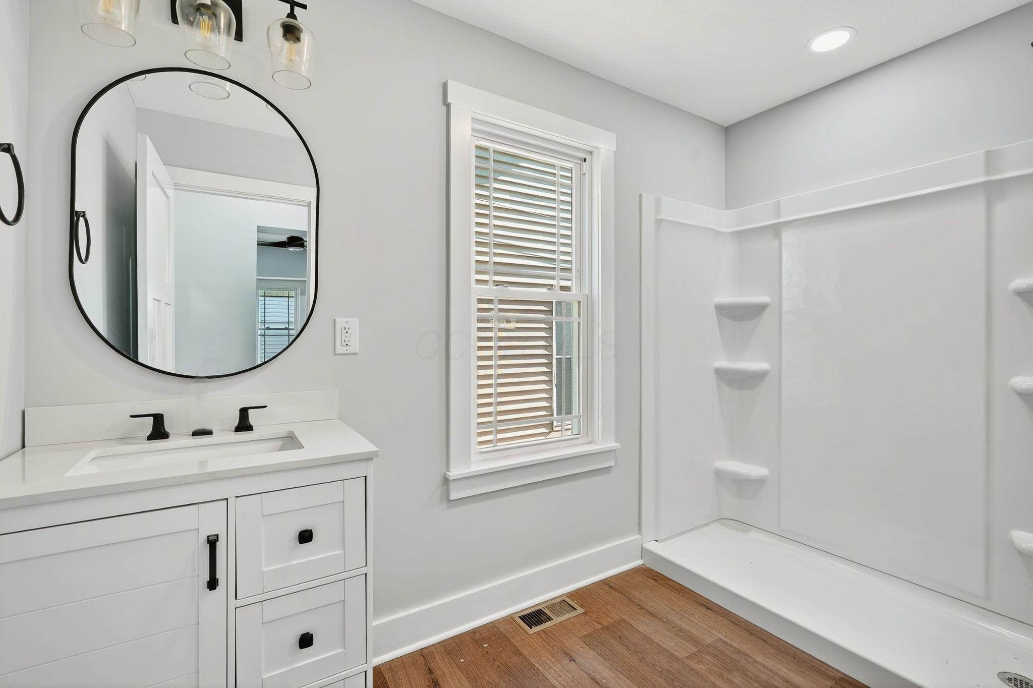 620 E 5th Avenue Property Photo 23