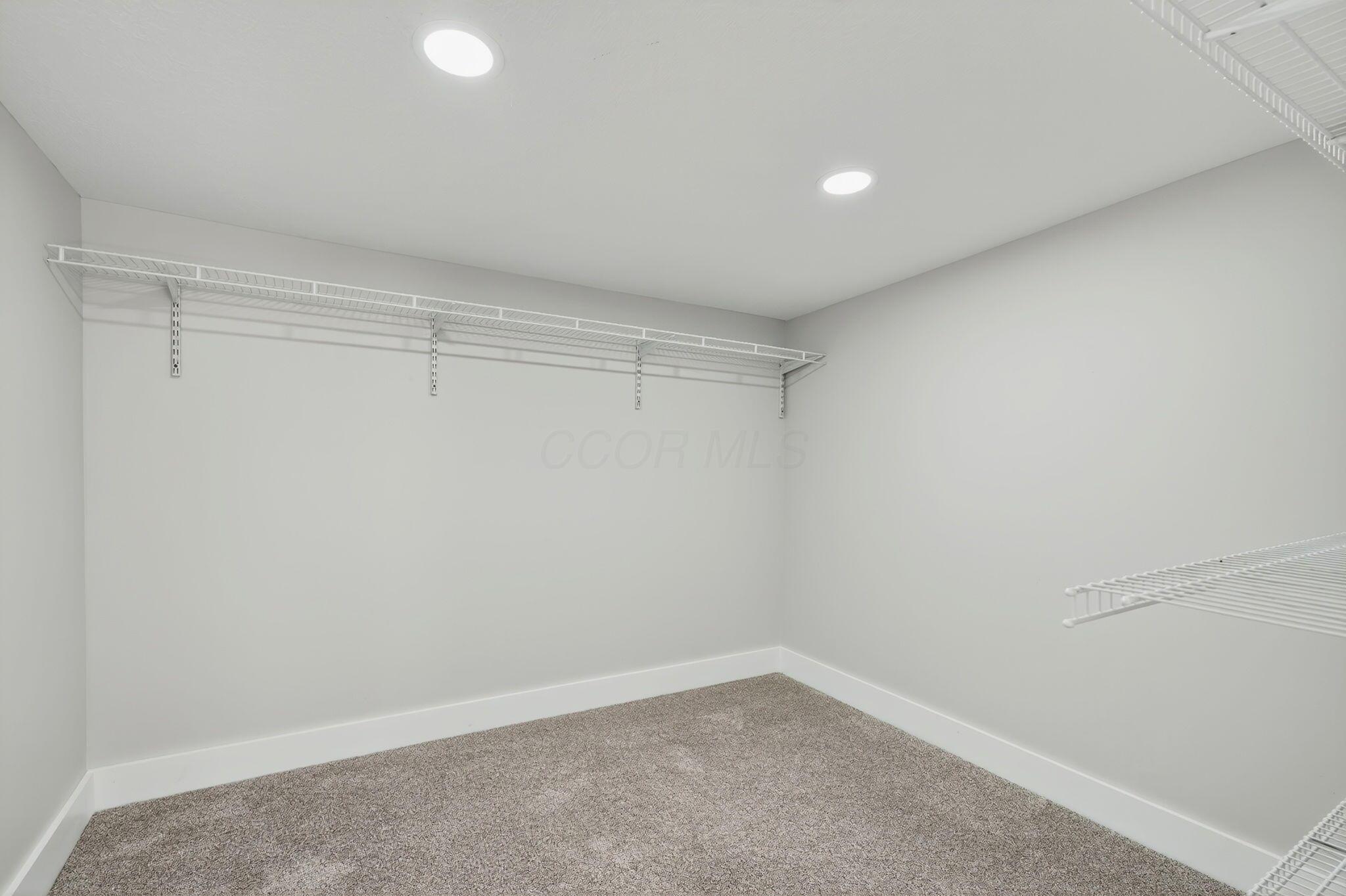 620 E 5th Avenue Property Photo 31