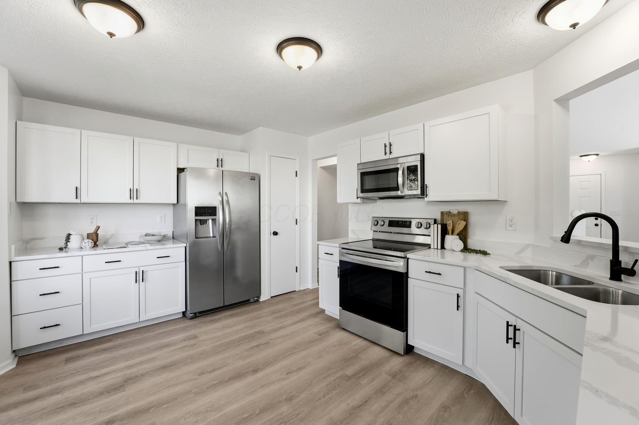 6778 Warriner Way Property Photo 16