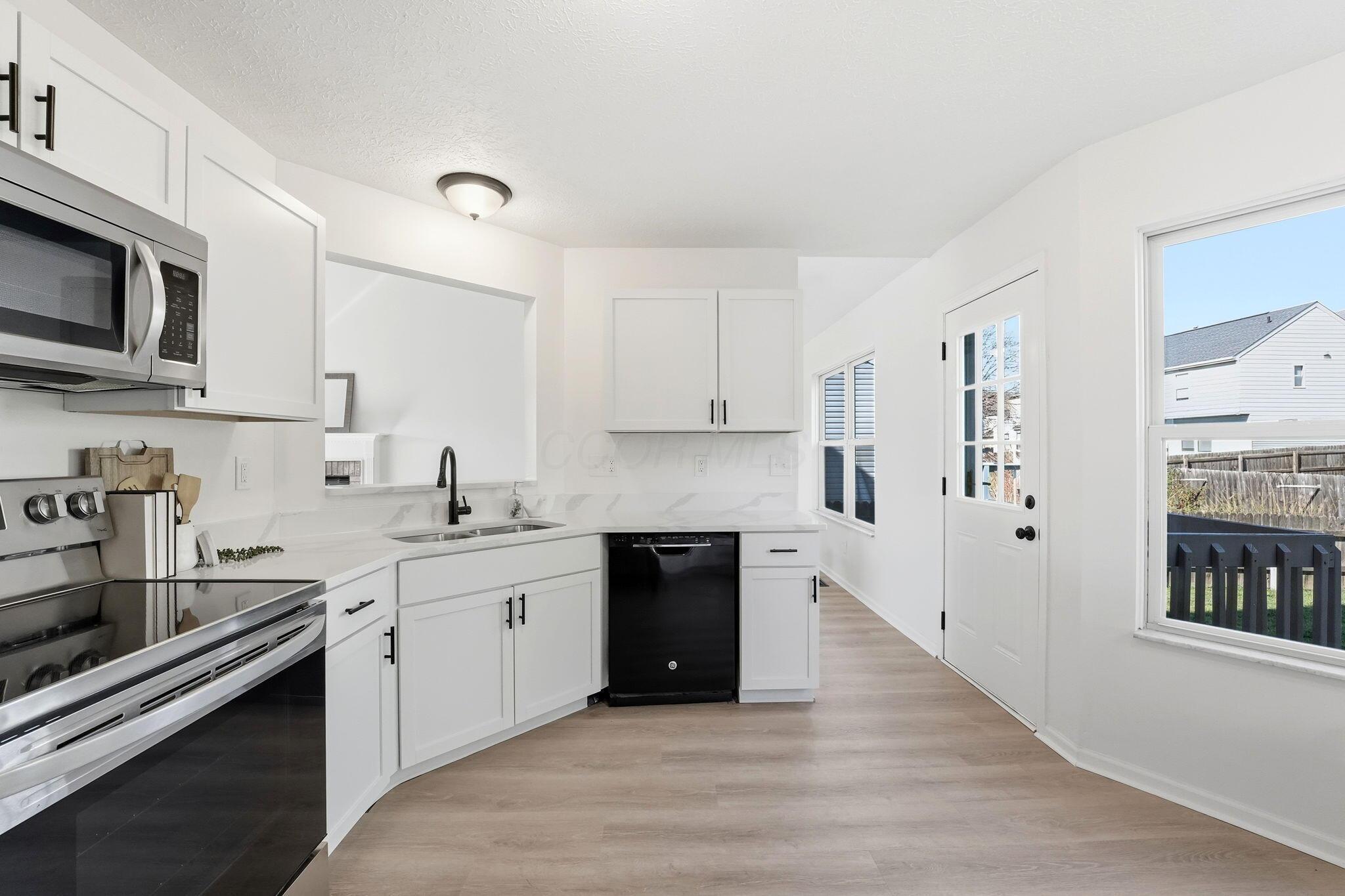 6778 Warriner Way Property Photo 18