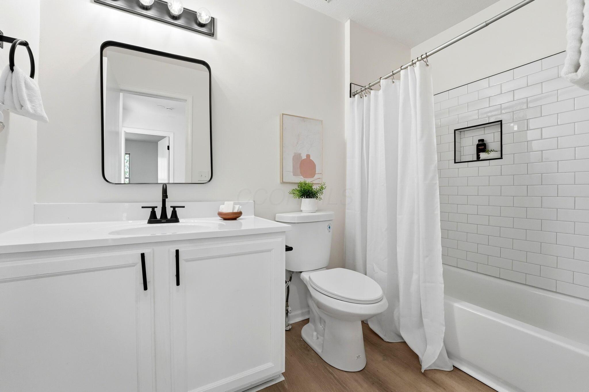 6778 Warriner Way Property Photo 28