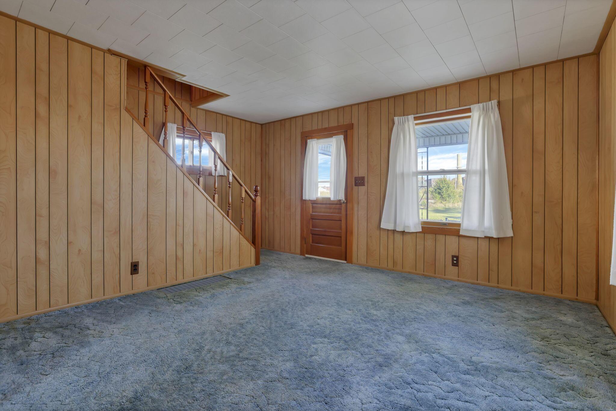 989 Davids Street Property Photo 9