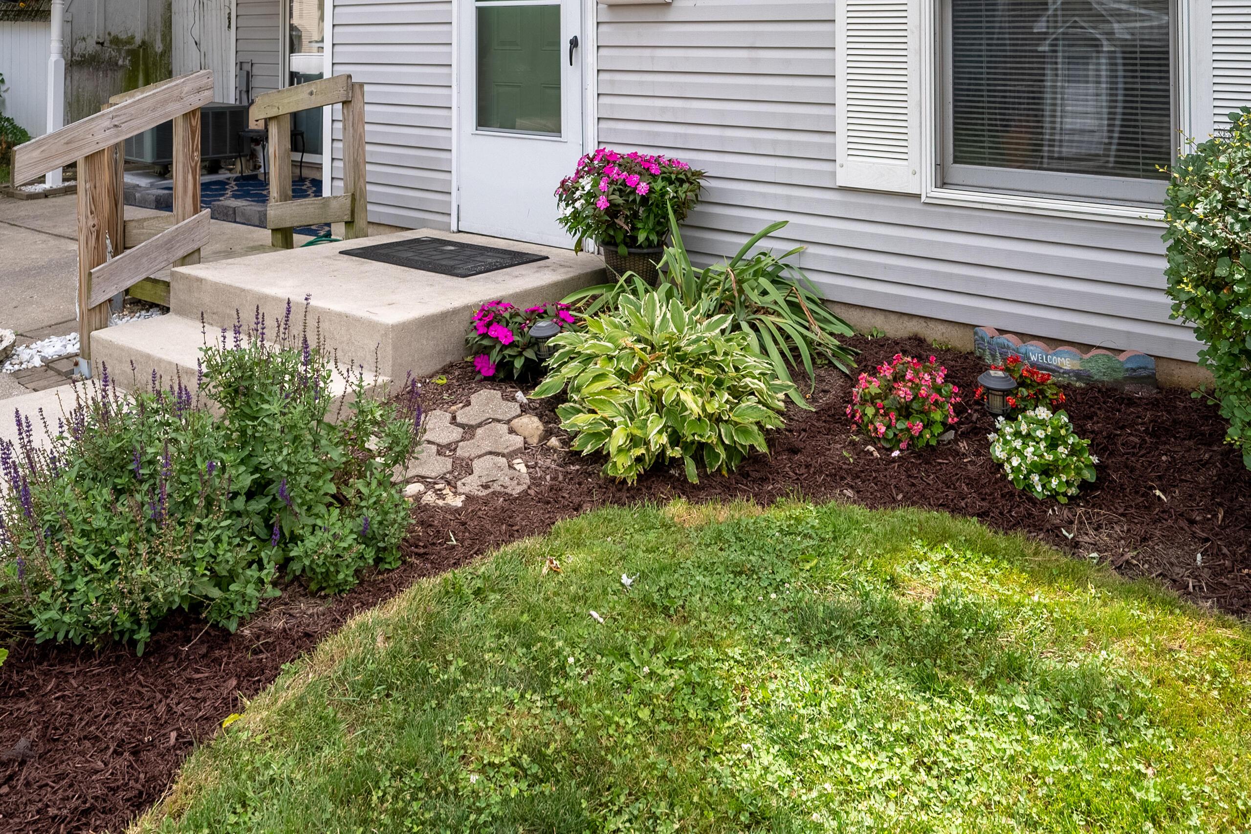 203 W Third Street Property Photo 7