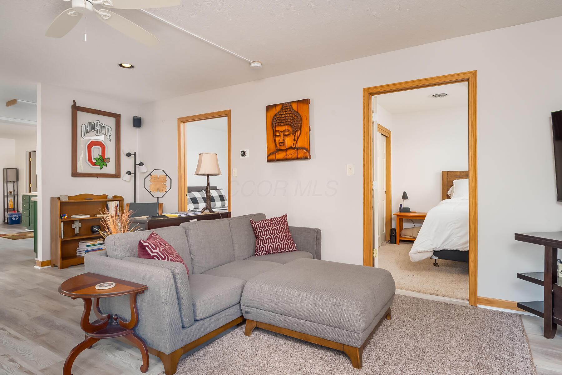 203 W Third Street Property Photo 9