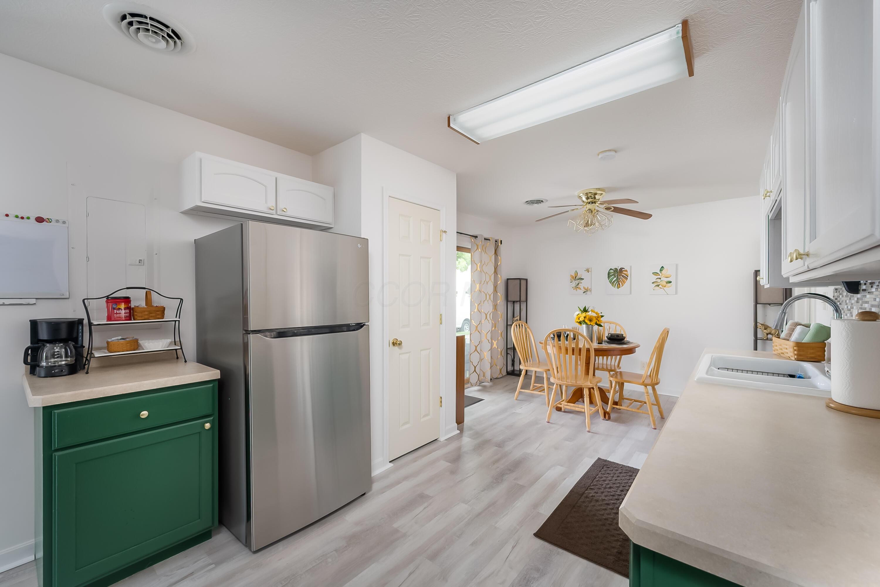 203 W Third Street Property Photo 21